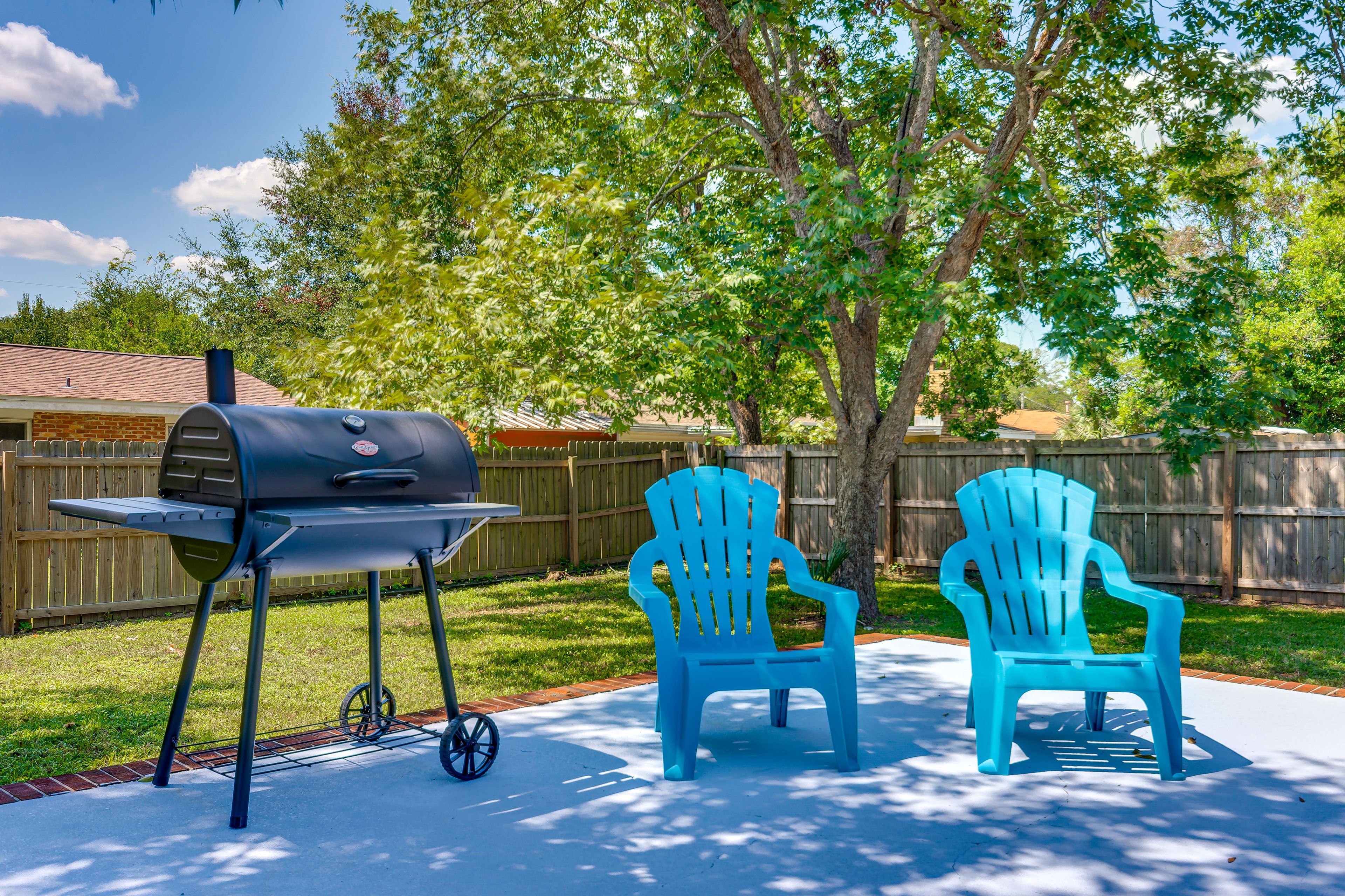Patio Area | Outdoor Seating | Charcoal Grill