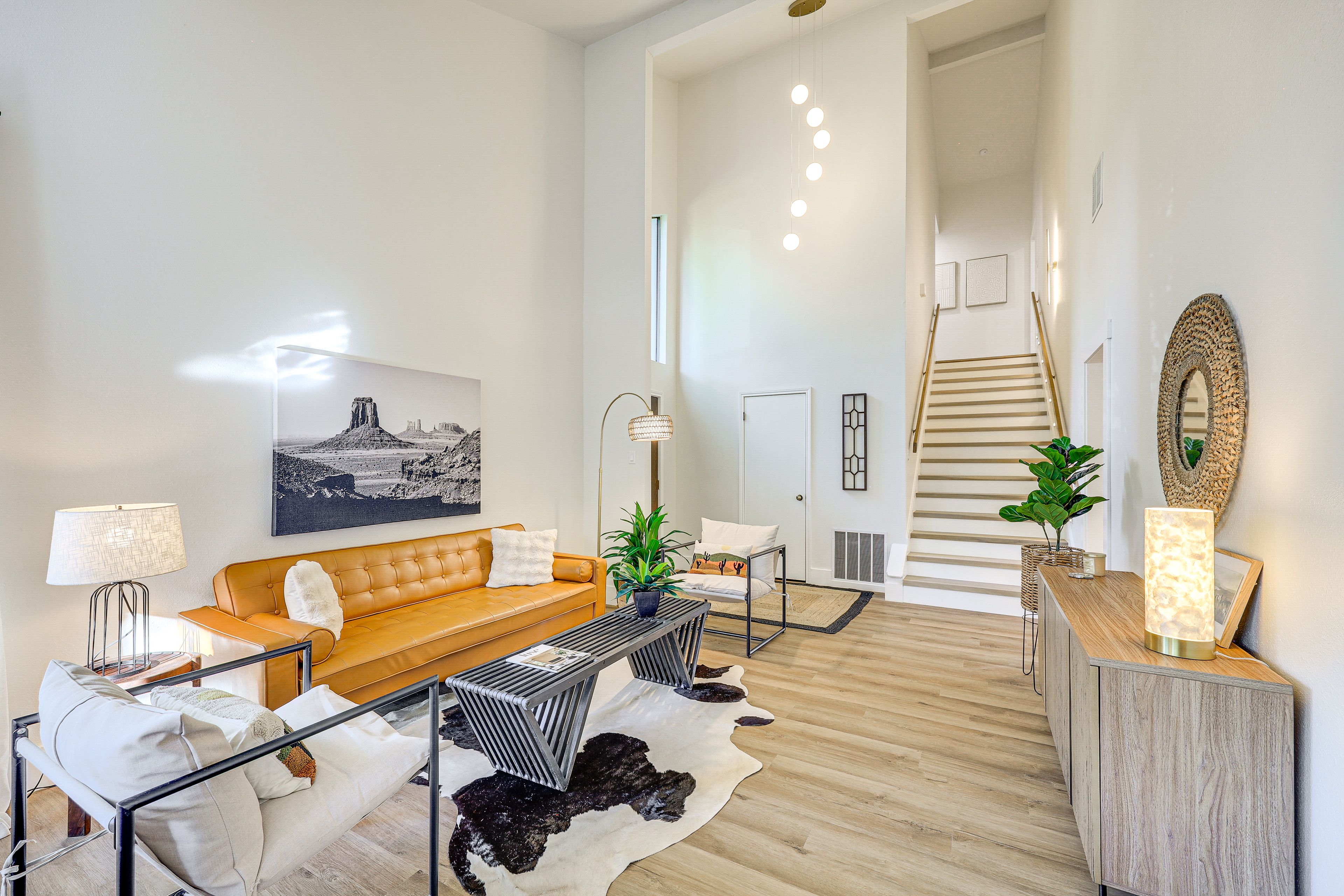 Sitting Room | King Sleeper Sofa | Free WiFi | Air Hockey Table | 1st Floor