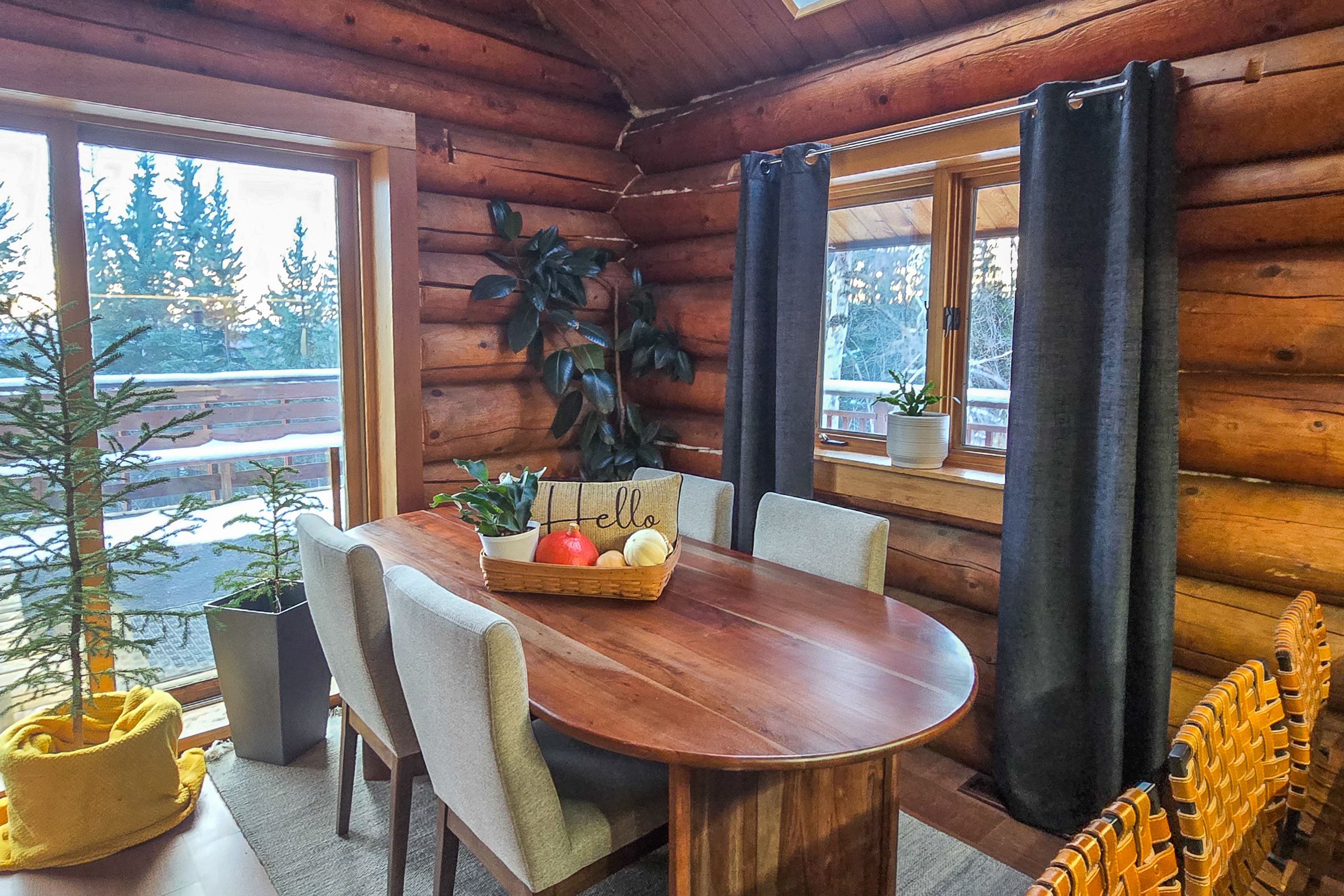 Dining Area | 1st Floor