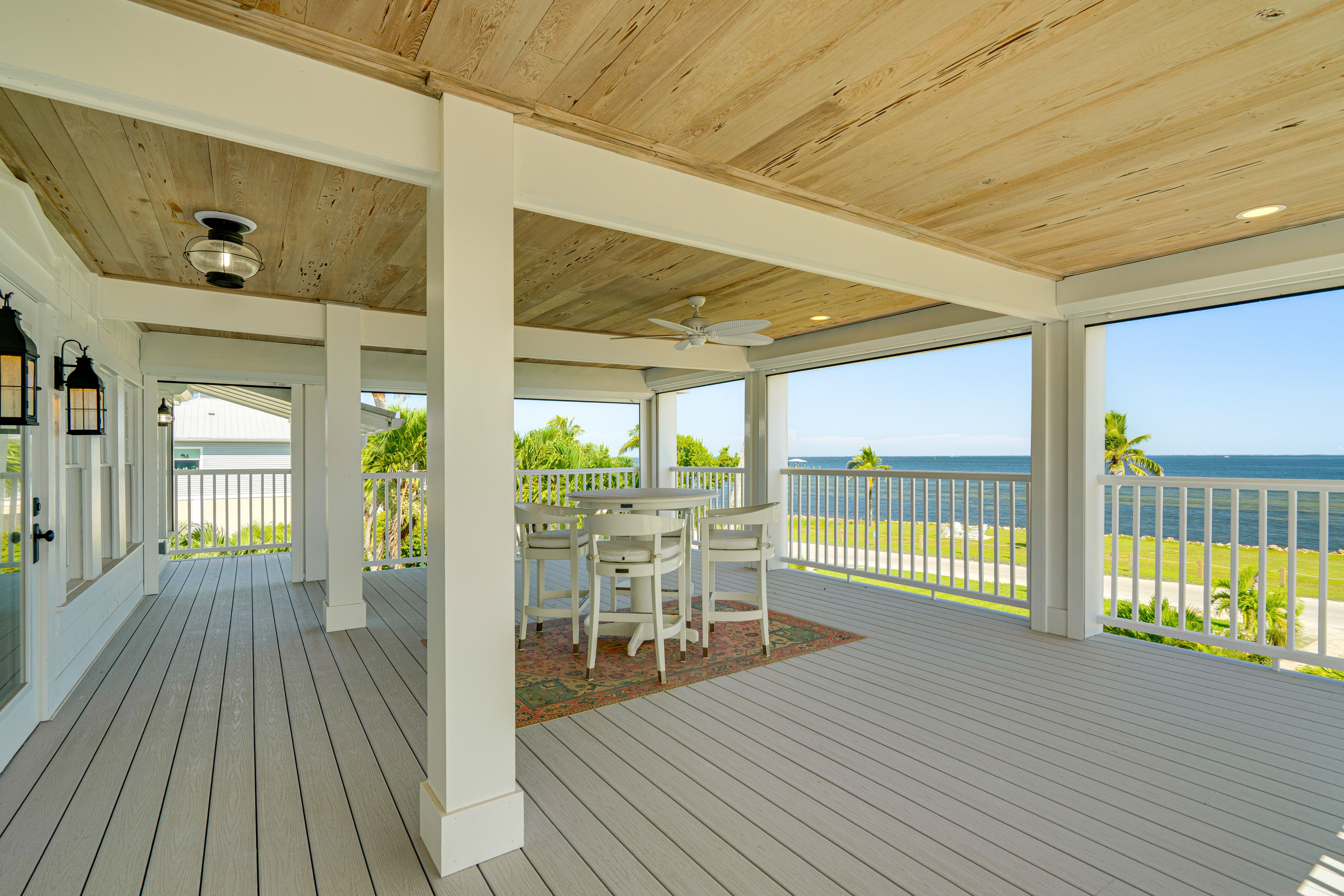 Upper Deck | Harbor View