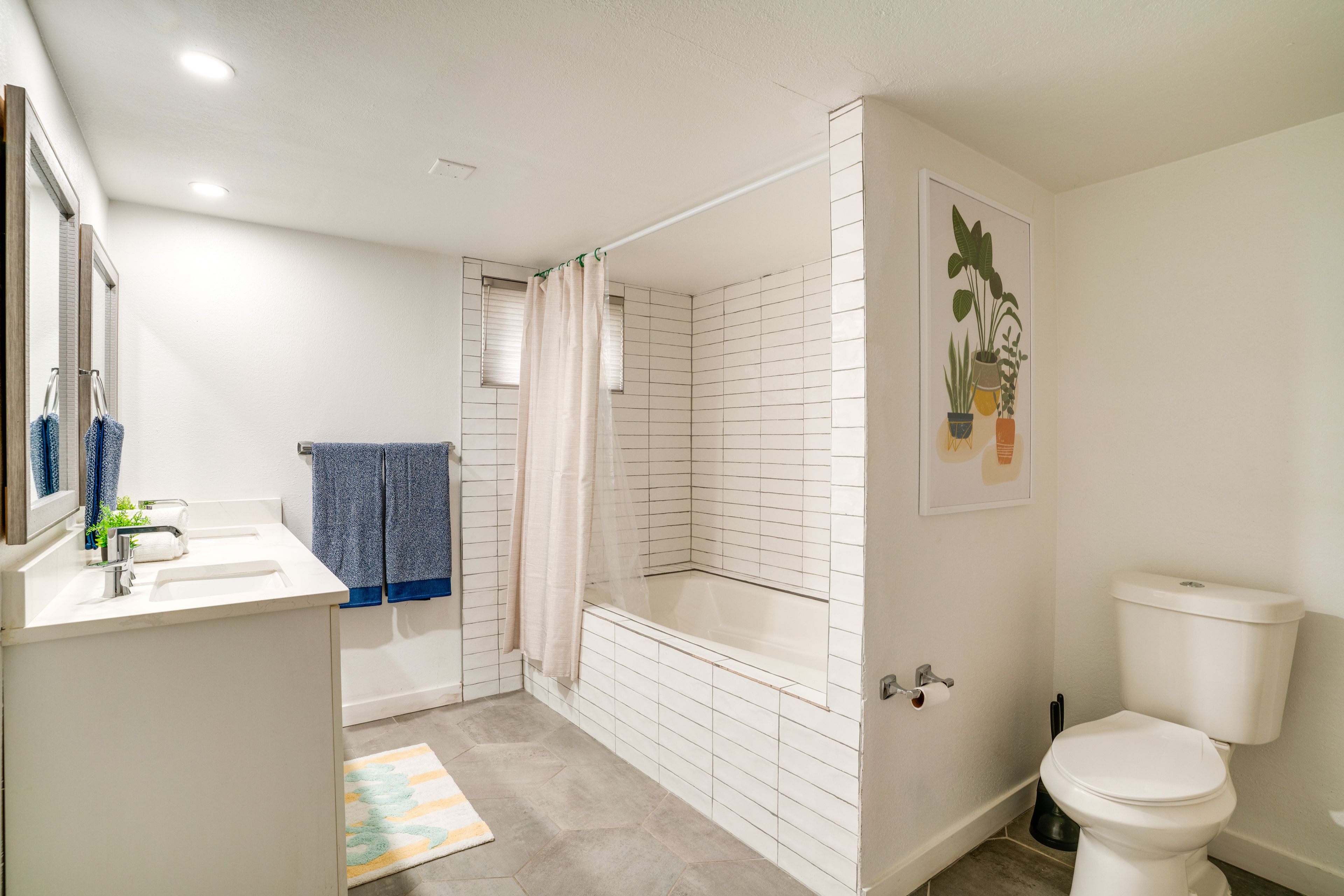 Full Bathroom | Lower Level
