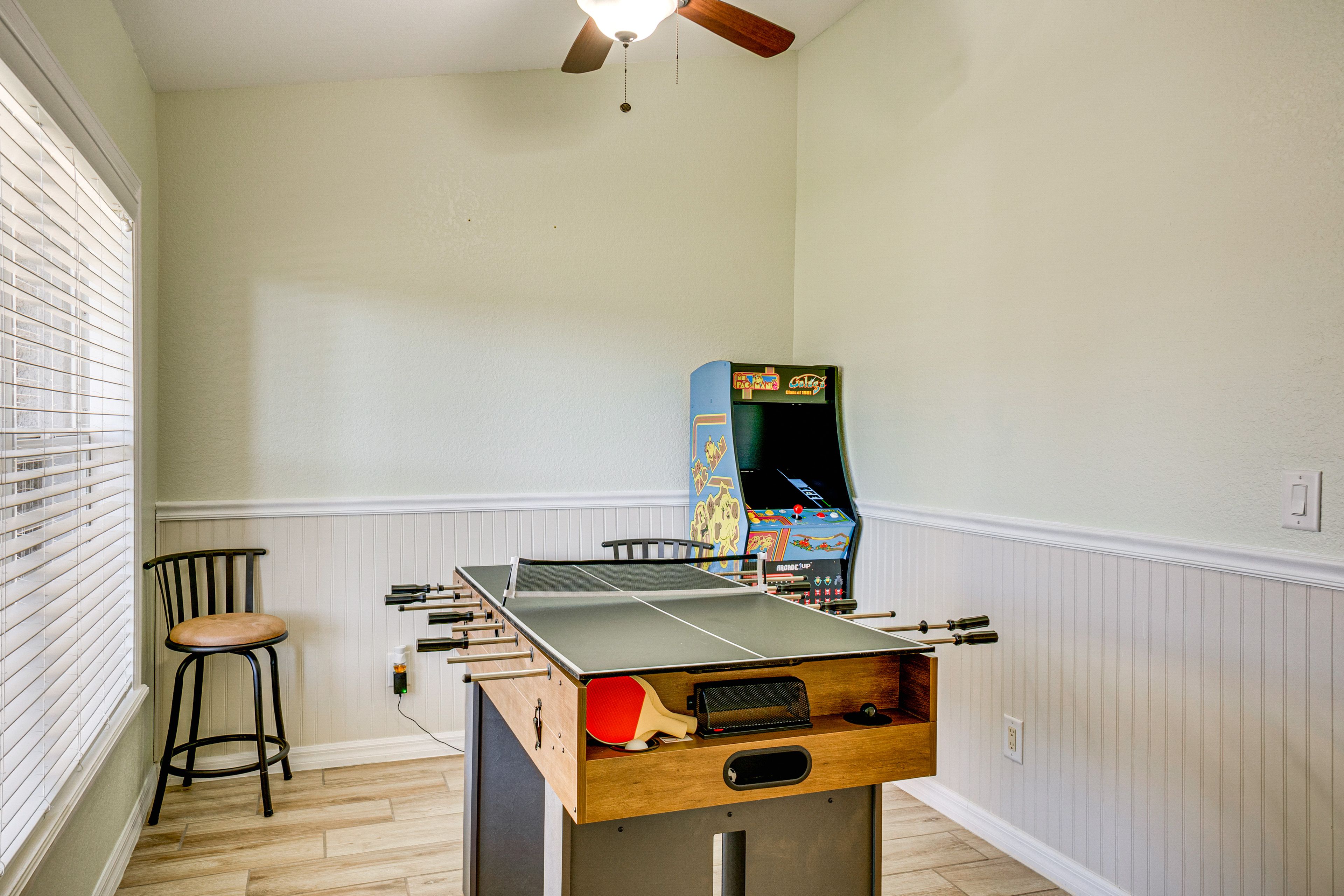 Game Room | 3-in-1 Game Table | Arcade Game