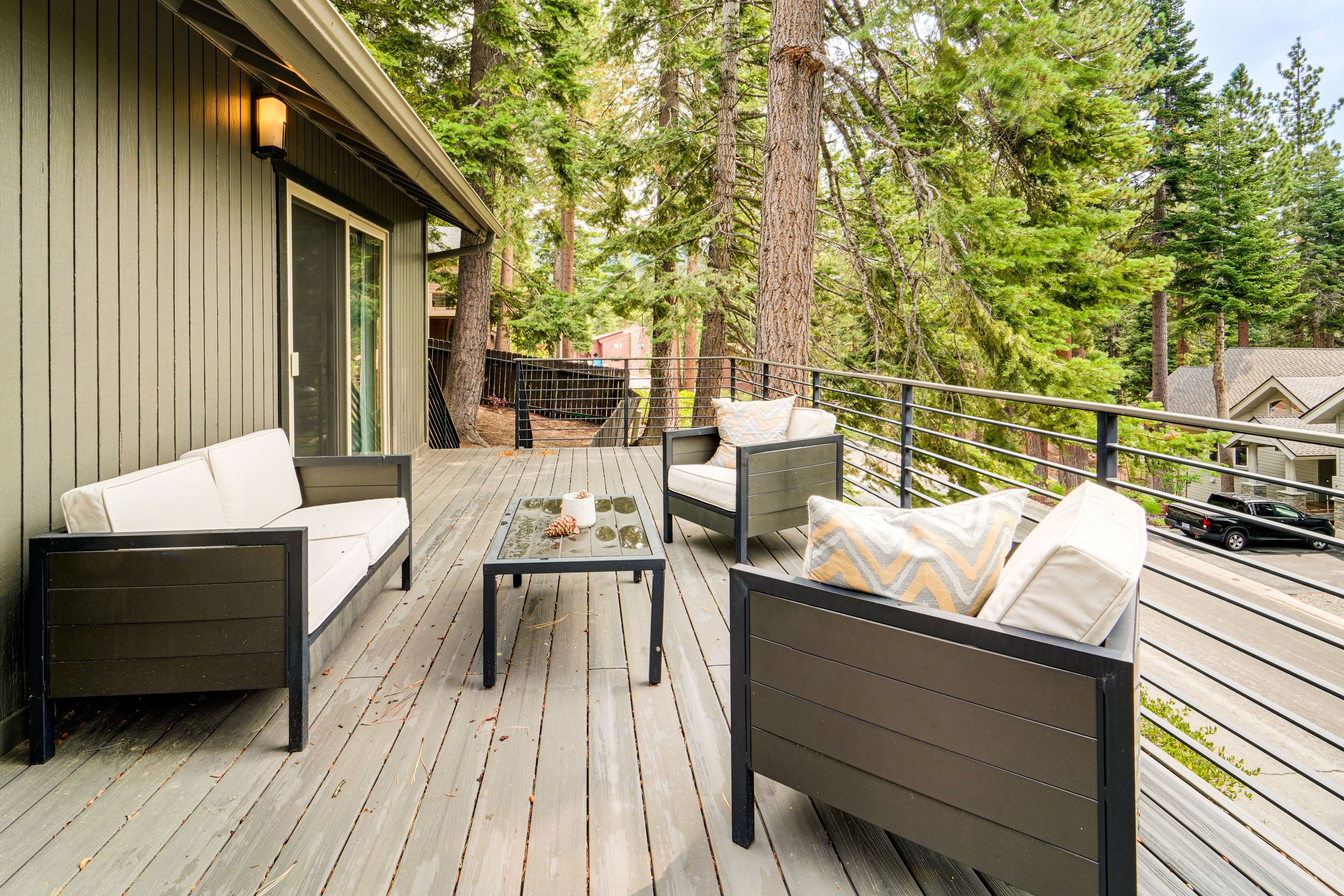Deck | Seating | Dining Area