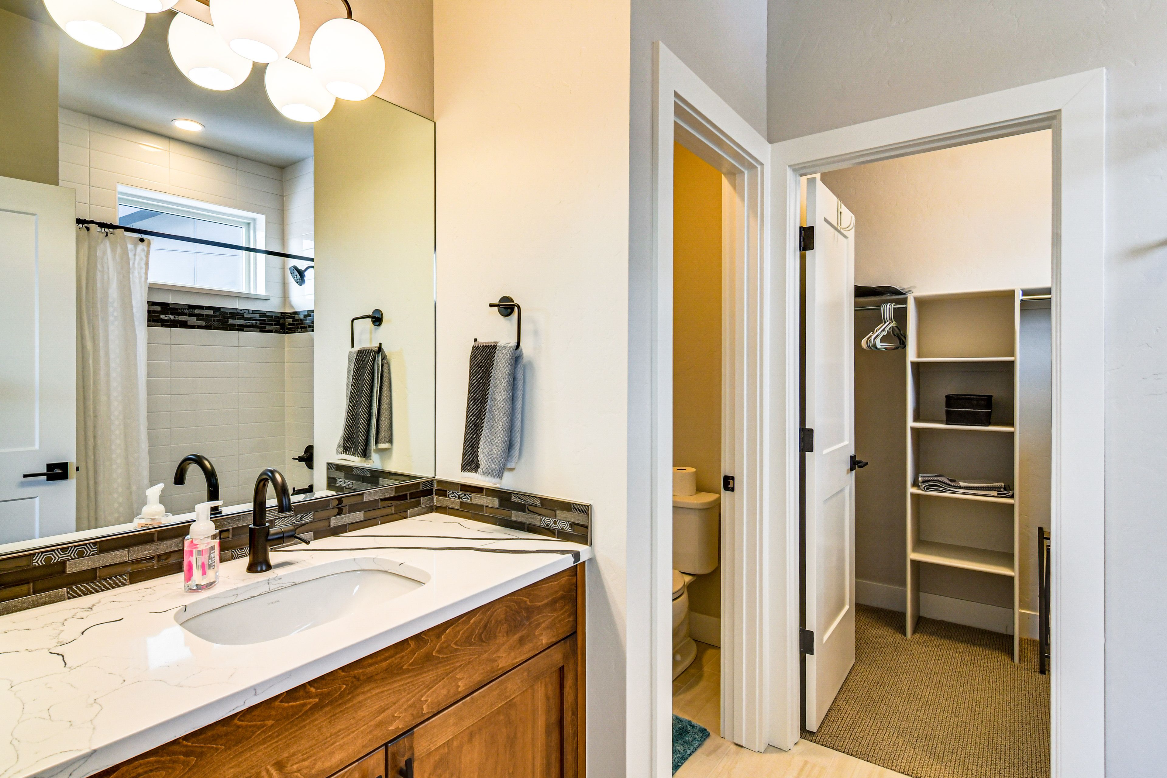 Full Bath | 3rd Floor