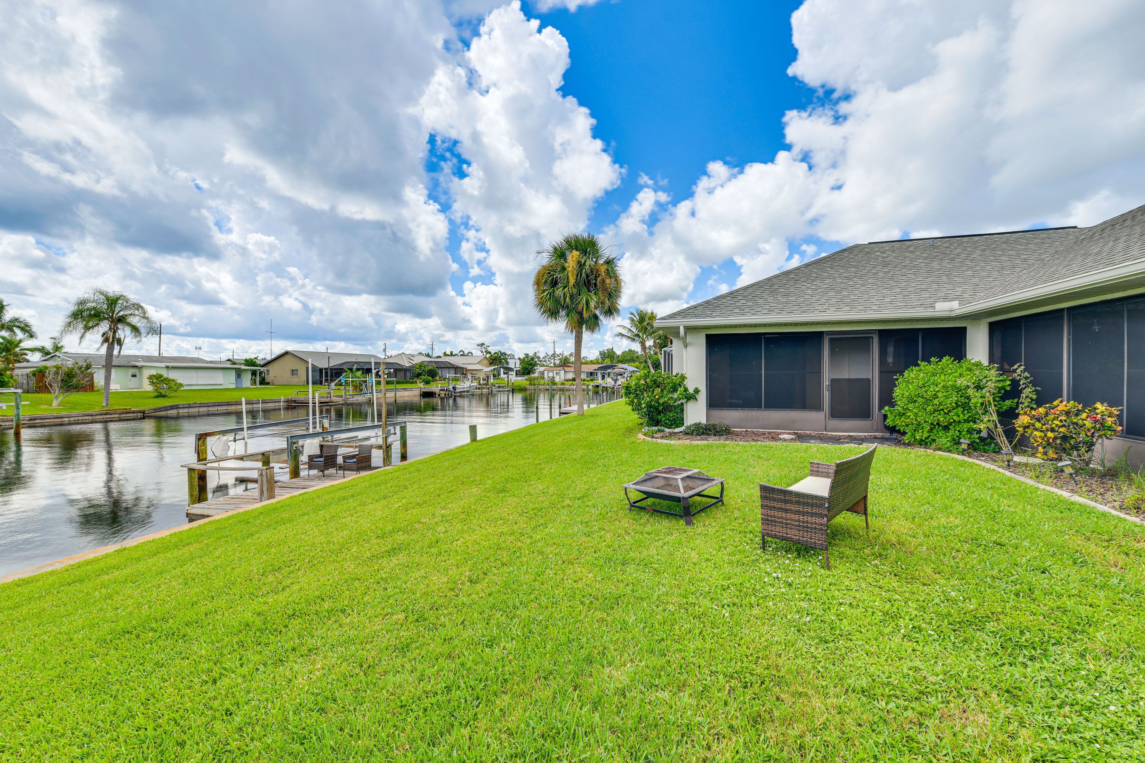 Port Charlotte Vacation Rental | 3BR | 2BA | 1 Step to Enter | 2,300 Sq Ft