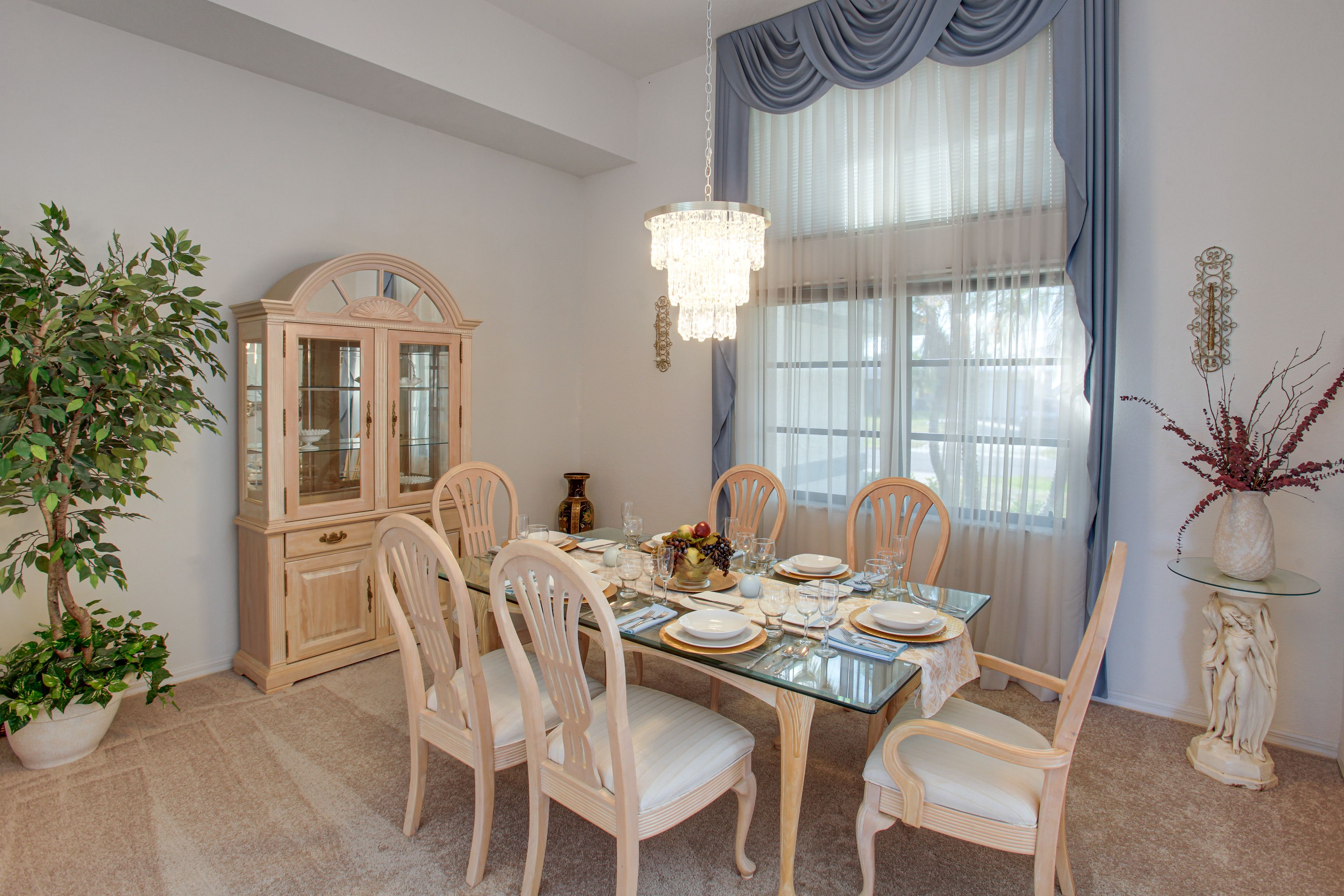 Dining Room | Dishware & Flatware