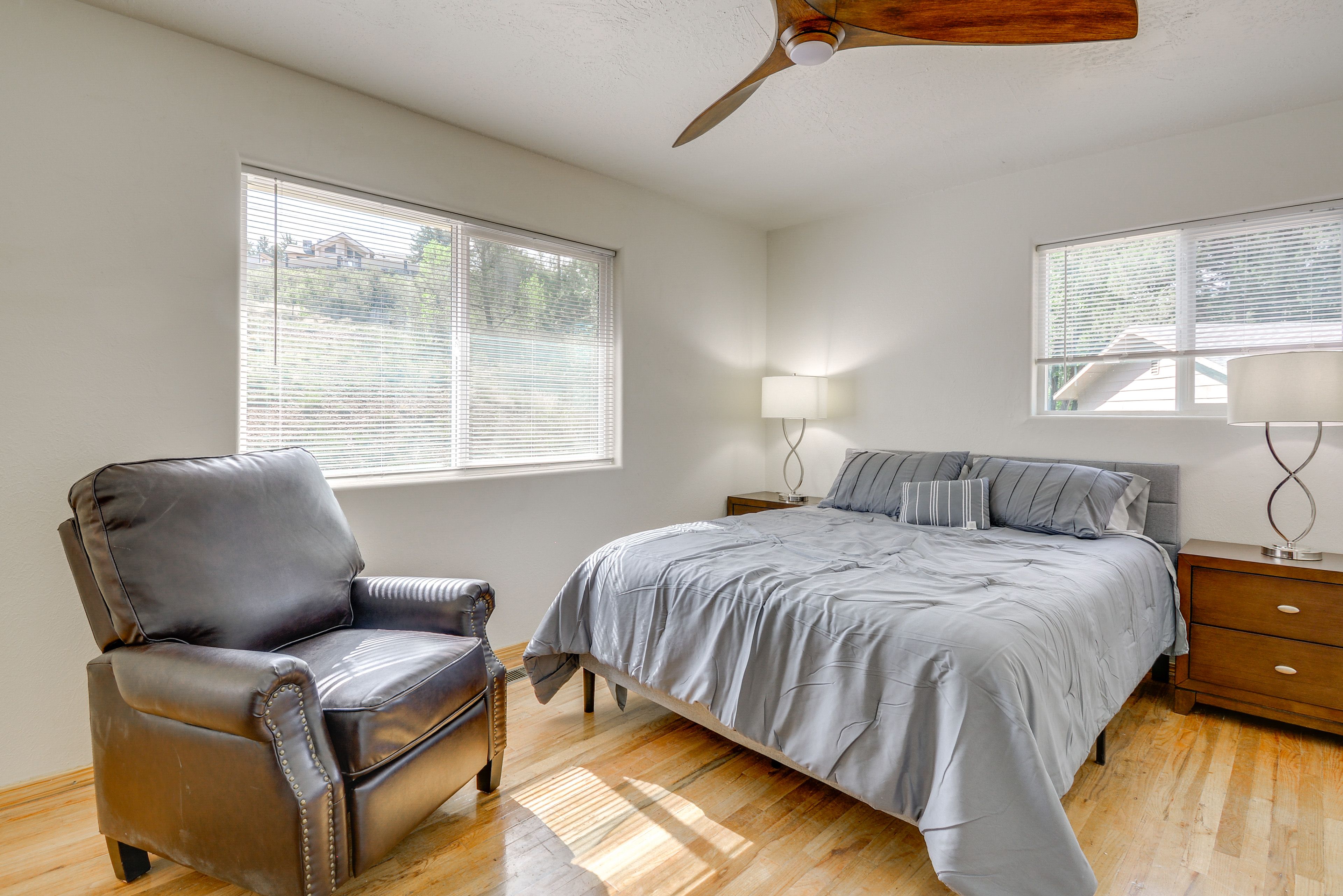 Bedroom 1 | Queen Bed | Linens Provided