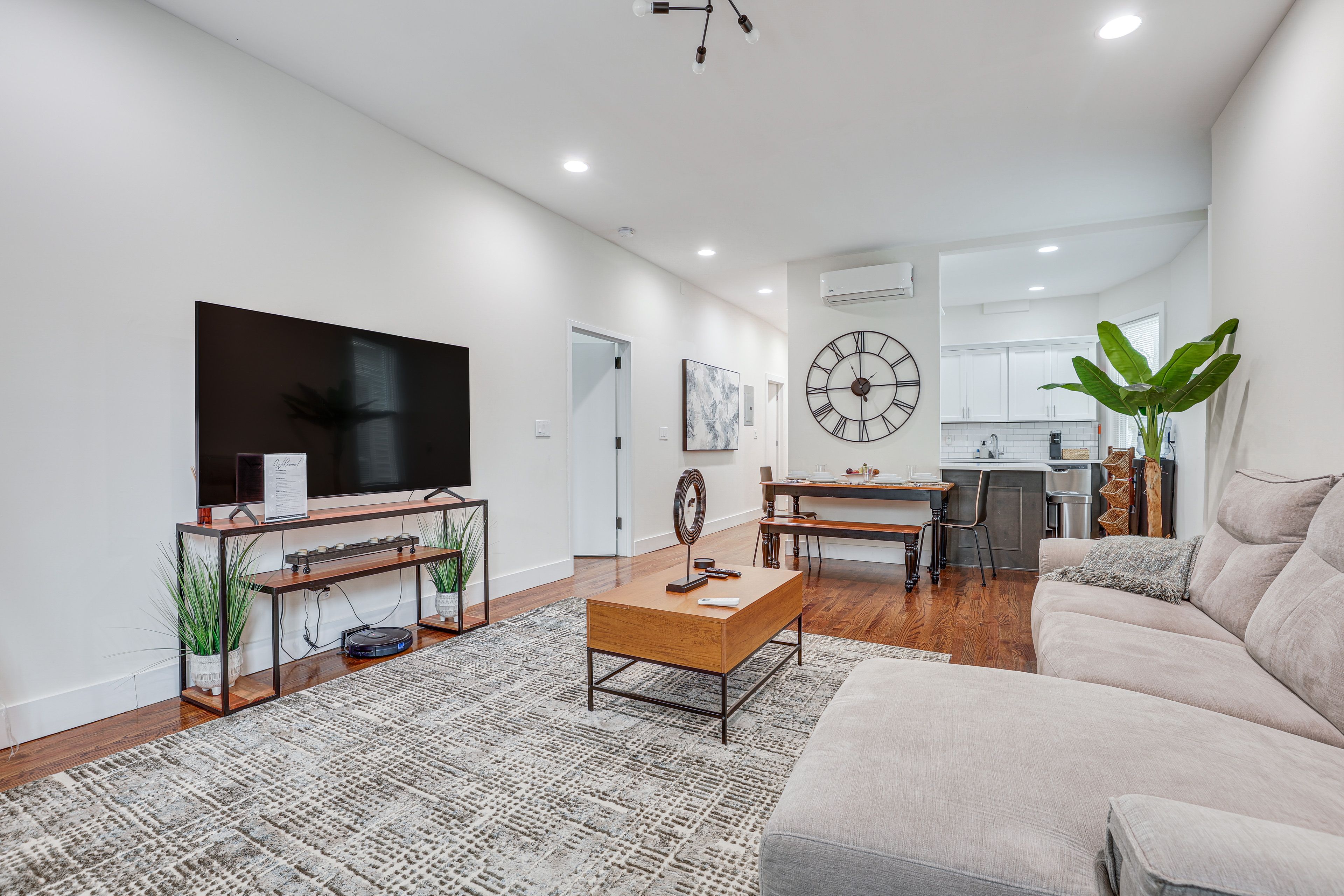 Mount Vernon Vacation Rental | 3BR | 1BA | Steps Required | 1,000 Sq Ft