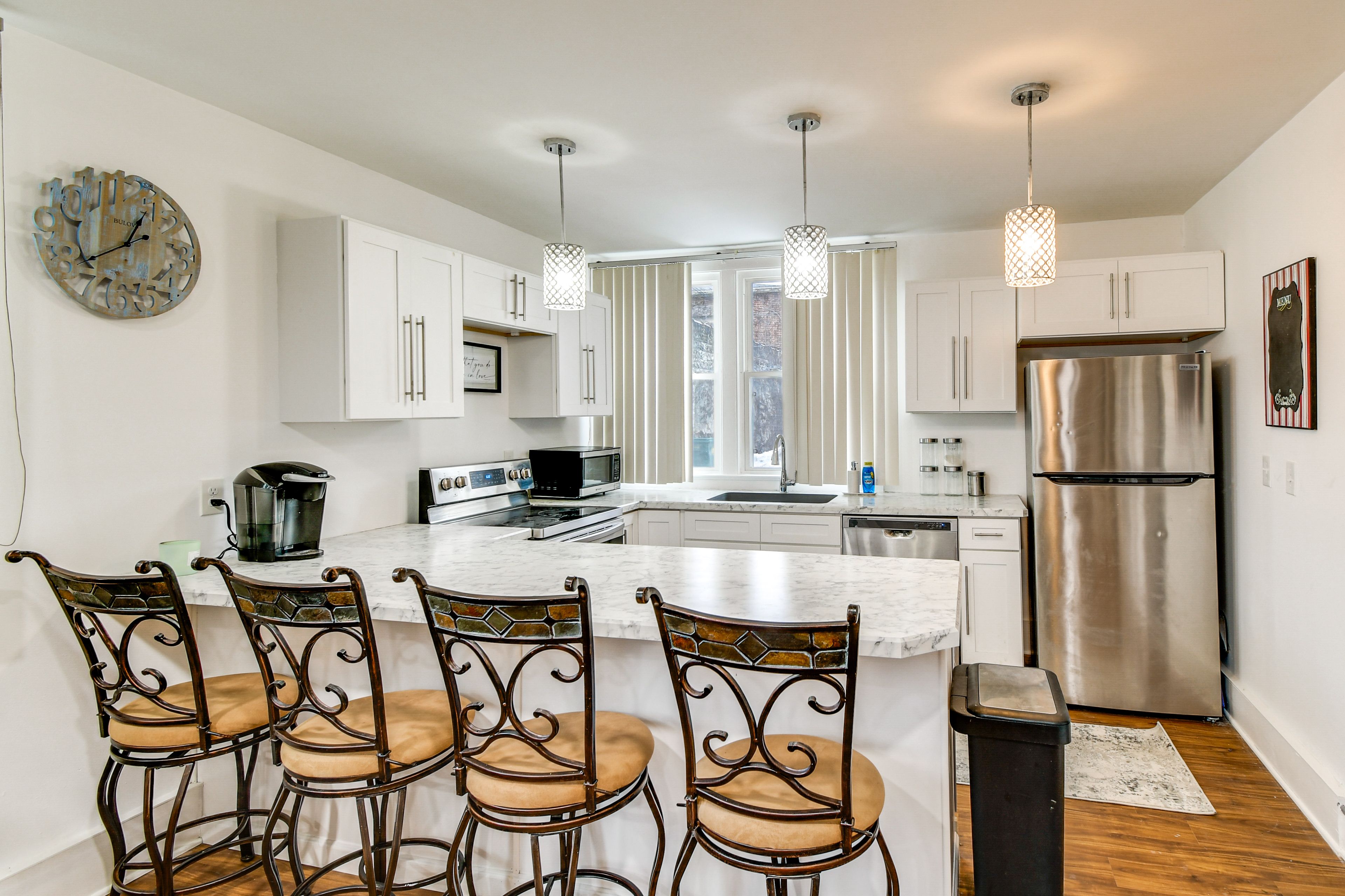 Dining Bar | 1st Floor