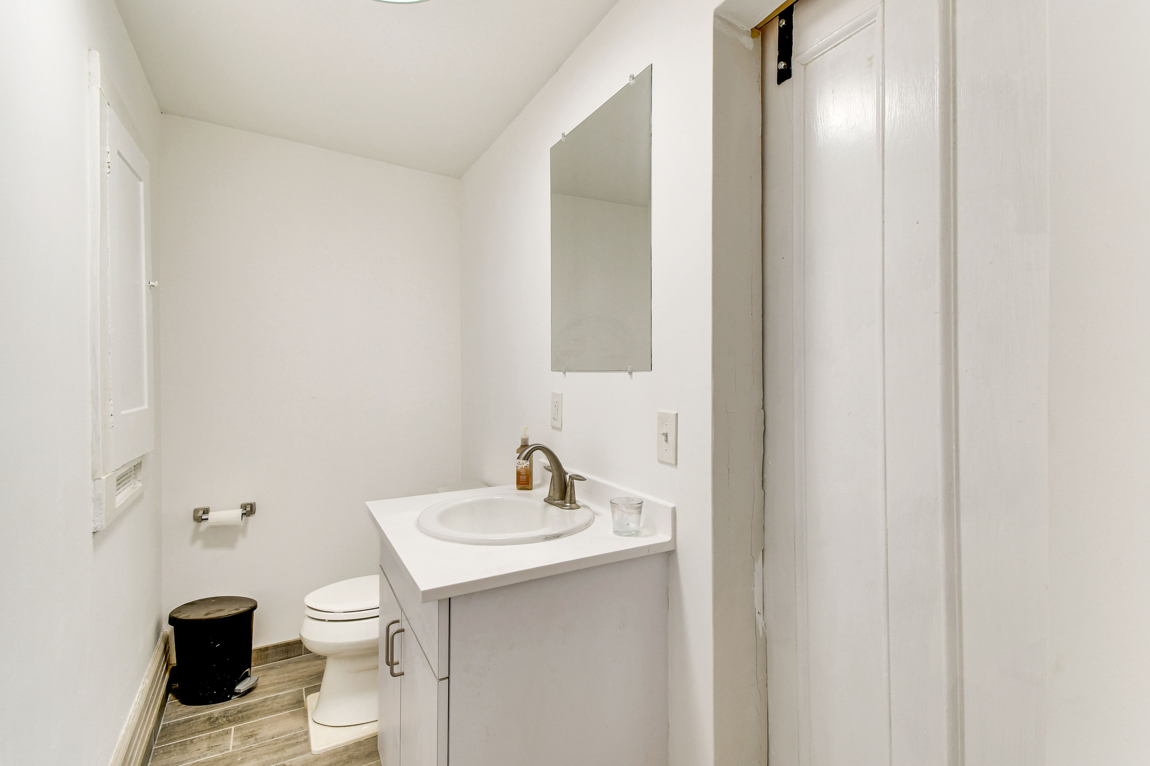 Half Bathroom | 1st Floor