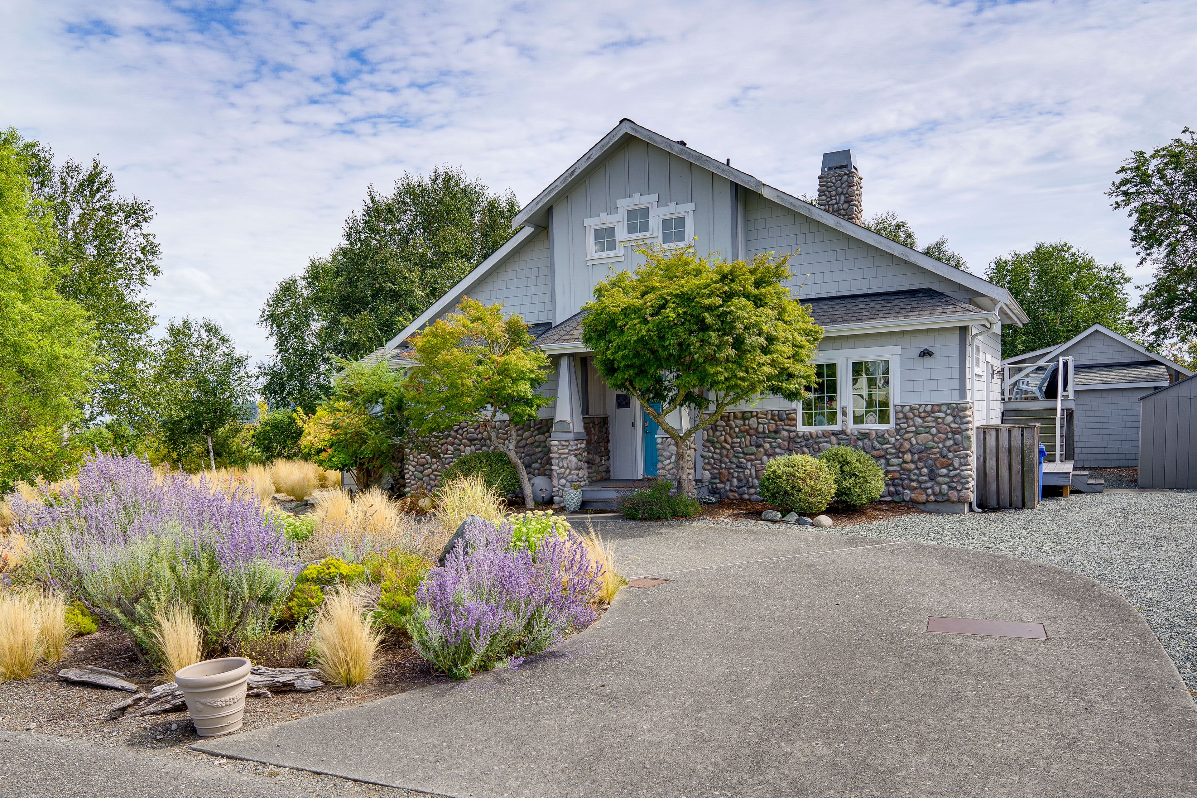 Parking | Driveway (2 Vehicles)