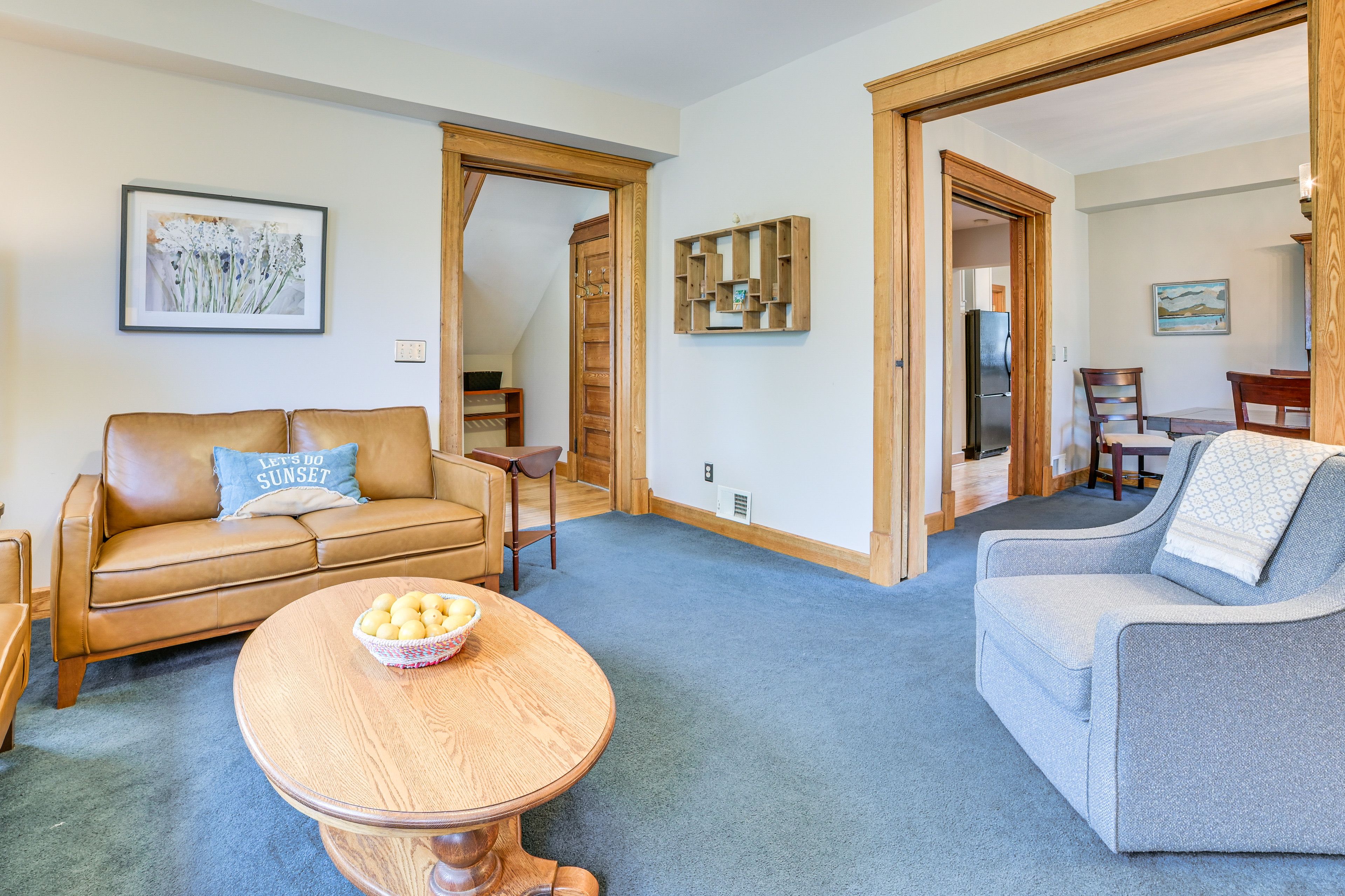 Living Room | 1st Floor | Smart TV