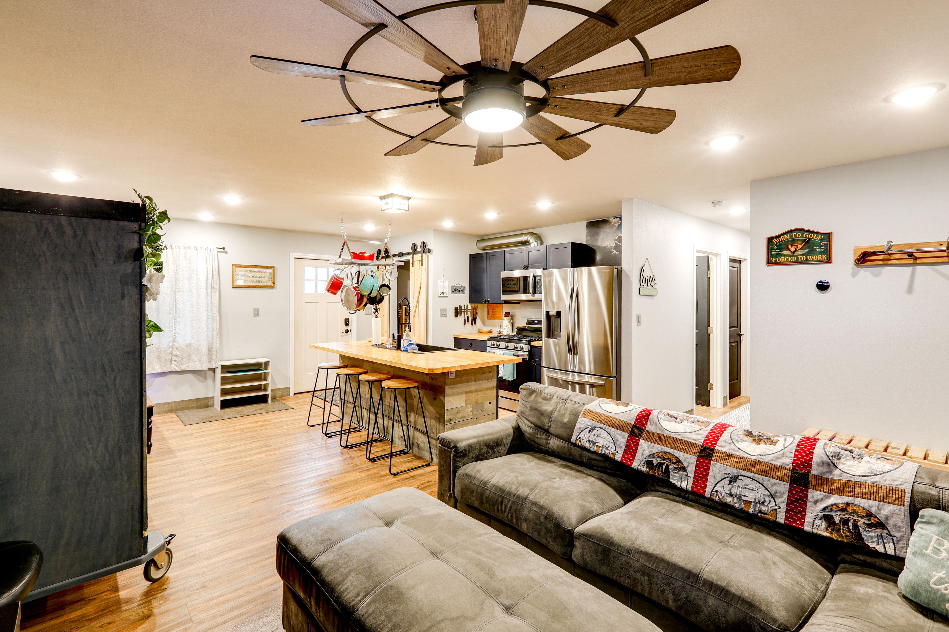 Living Room | Smart TV | Laptop-Friendly Workspace