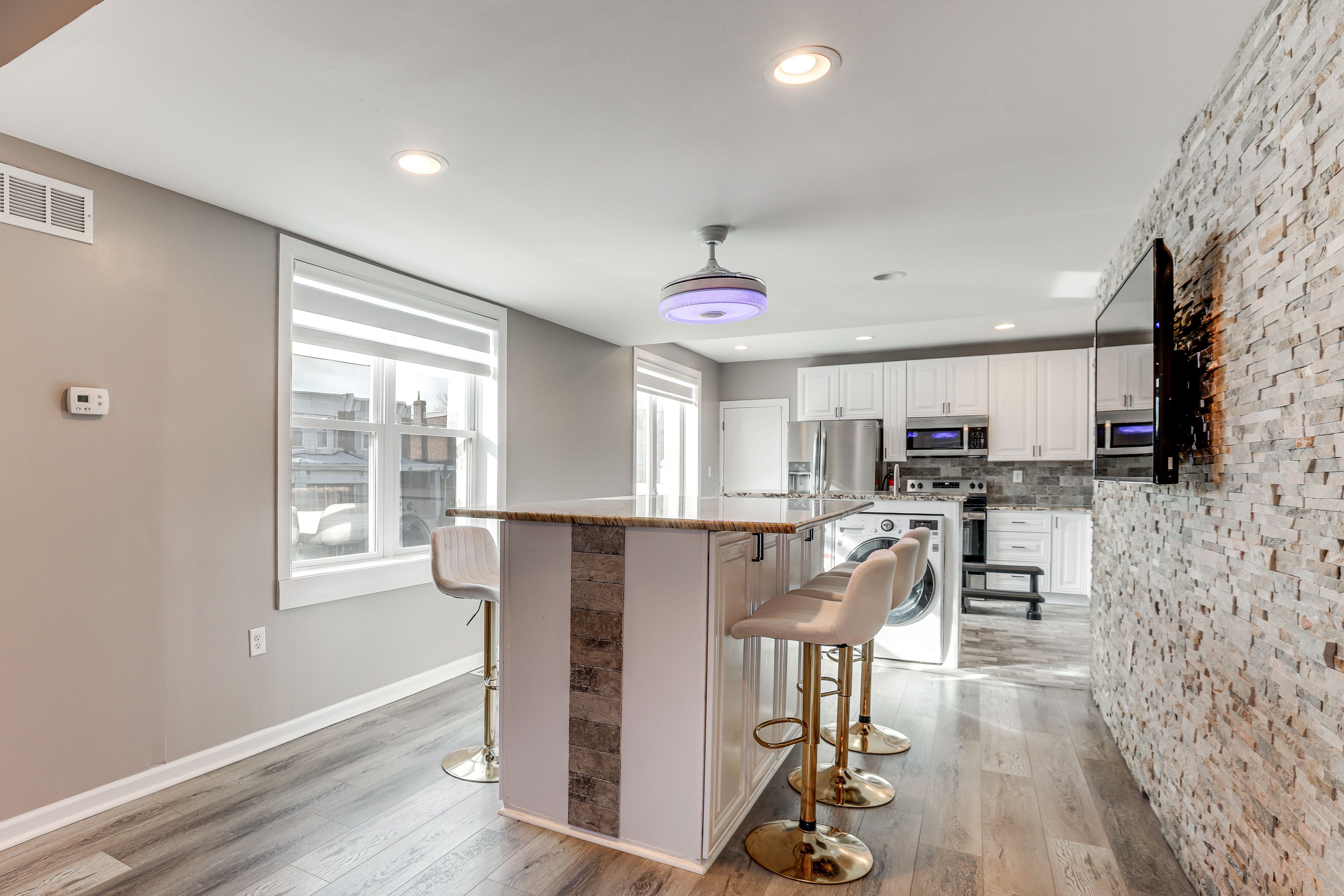 Dining Area | Main Level