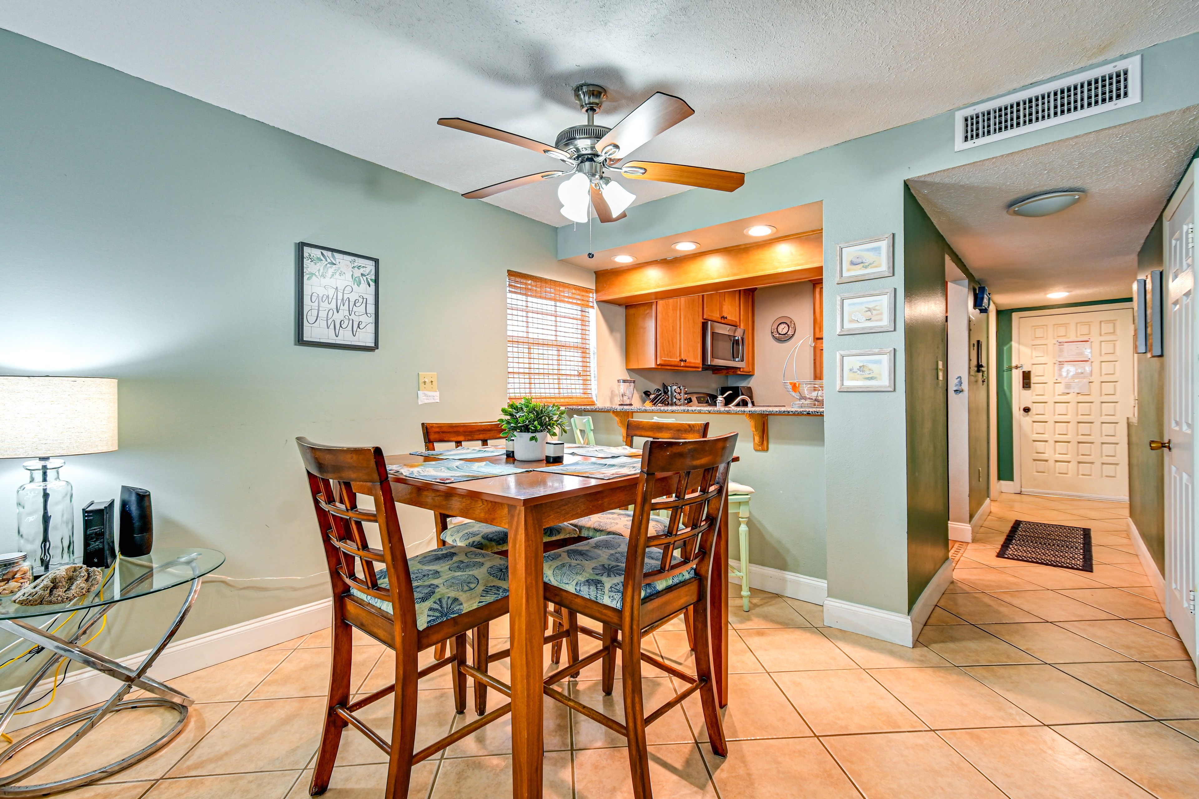 Dining Area | 1st Floor | Coffee Bar w/ Dual Drip/Single-Serve Coffee Maker