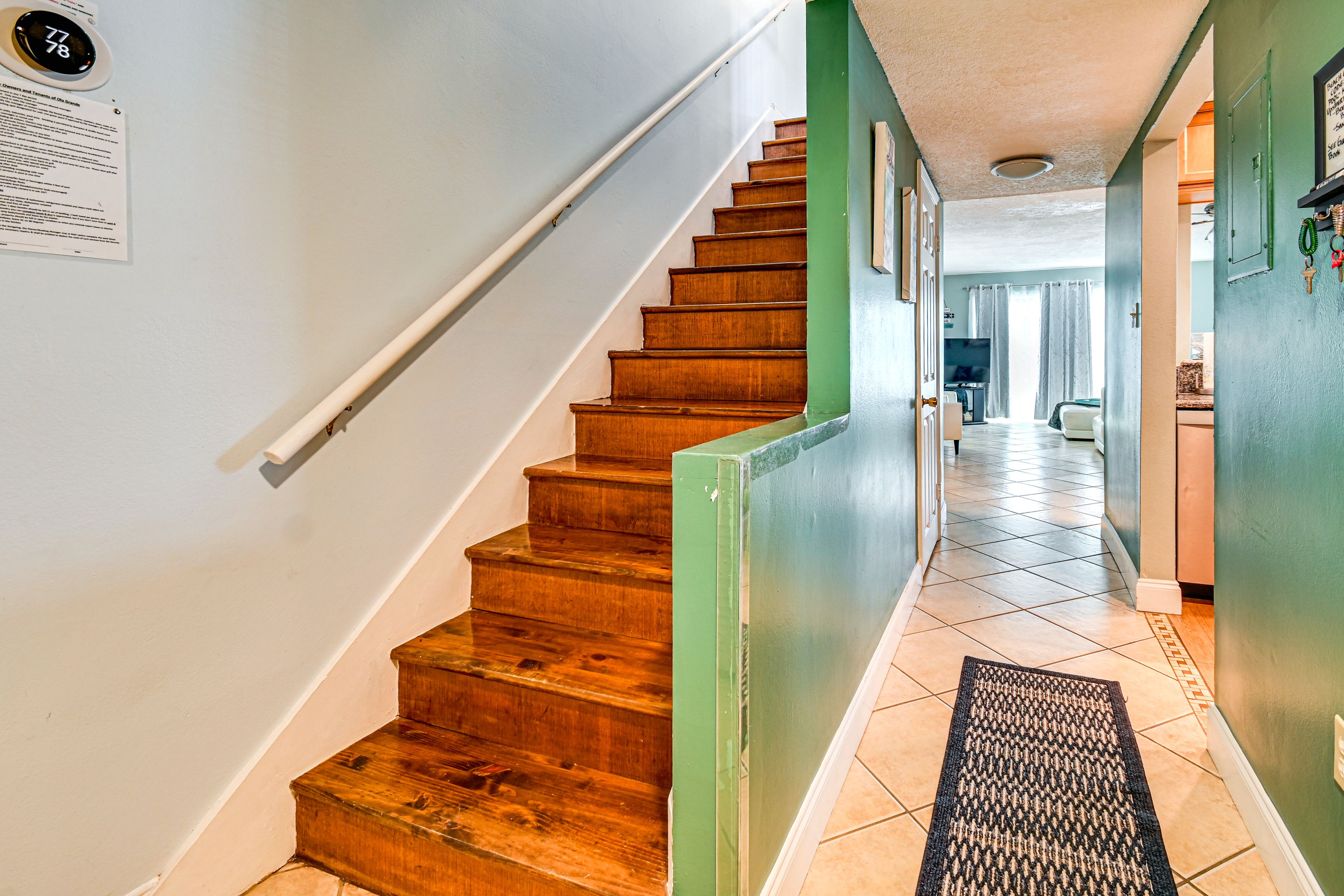 Stairs to 2nd Floor