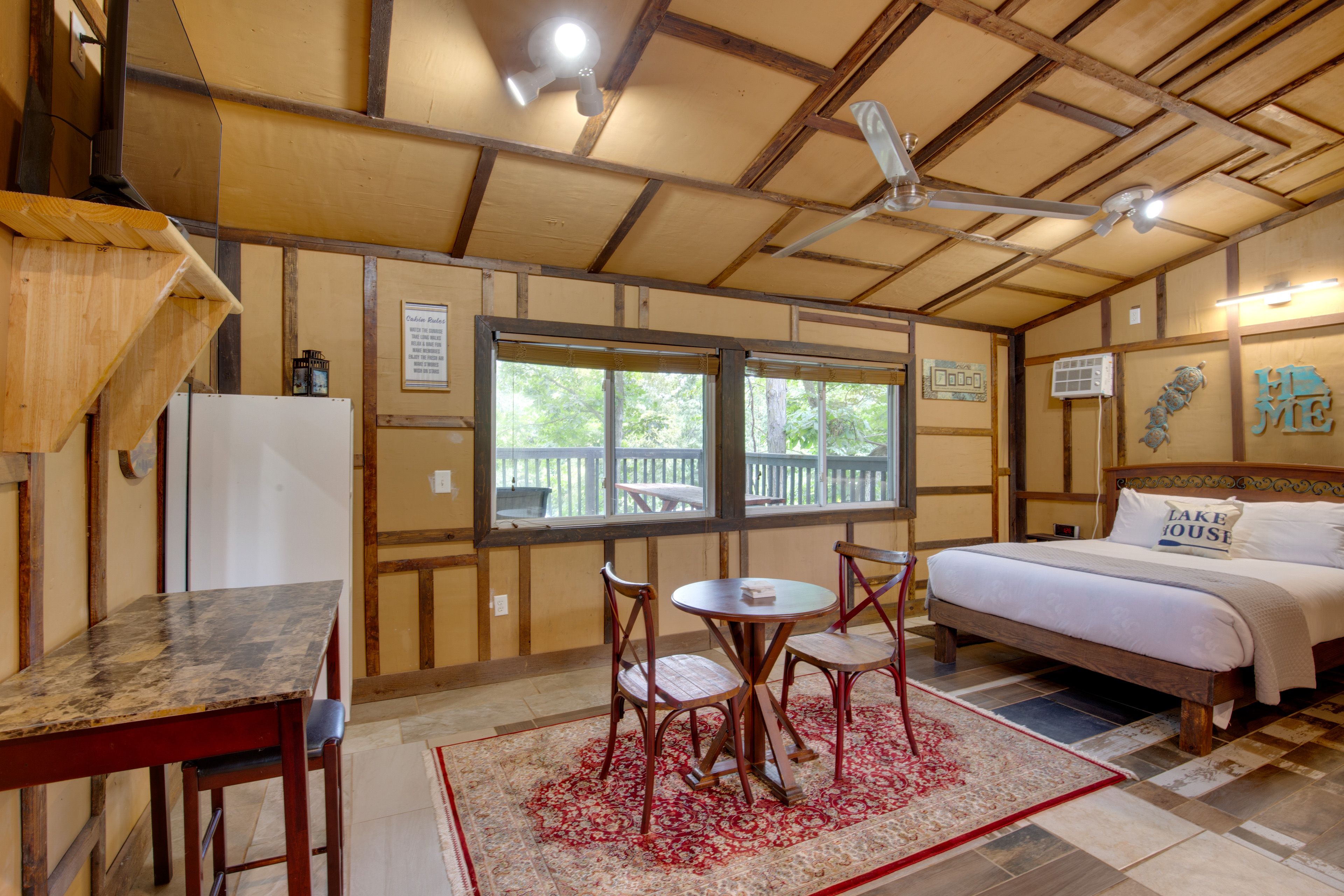 Odessa Vacation Rental | Studio | 1BA | 840 Sq Ft | Step-Free Access