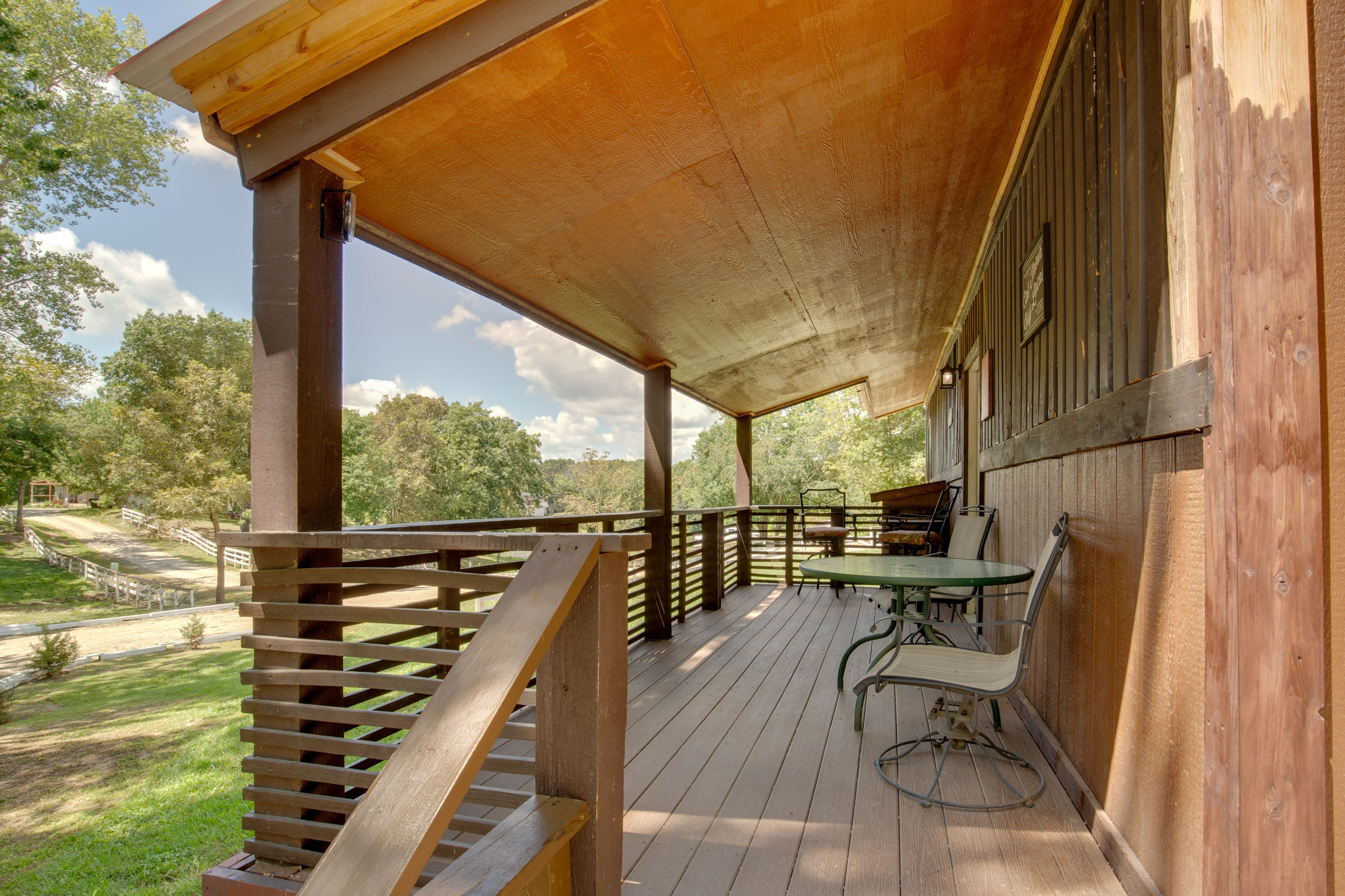Front Porch | Outdoor Dining