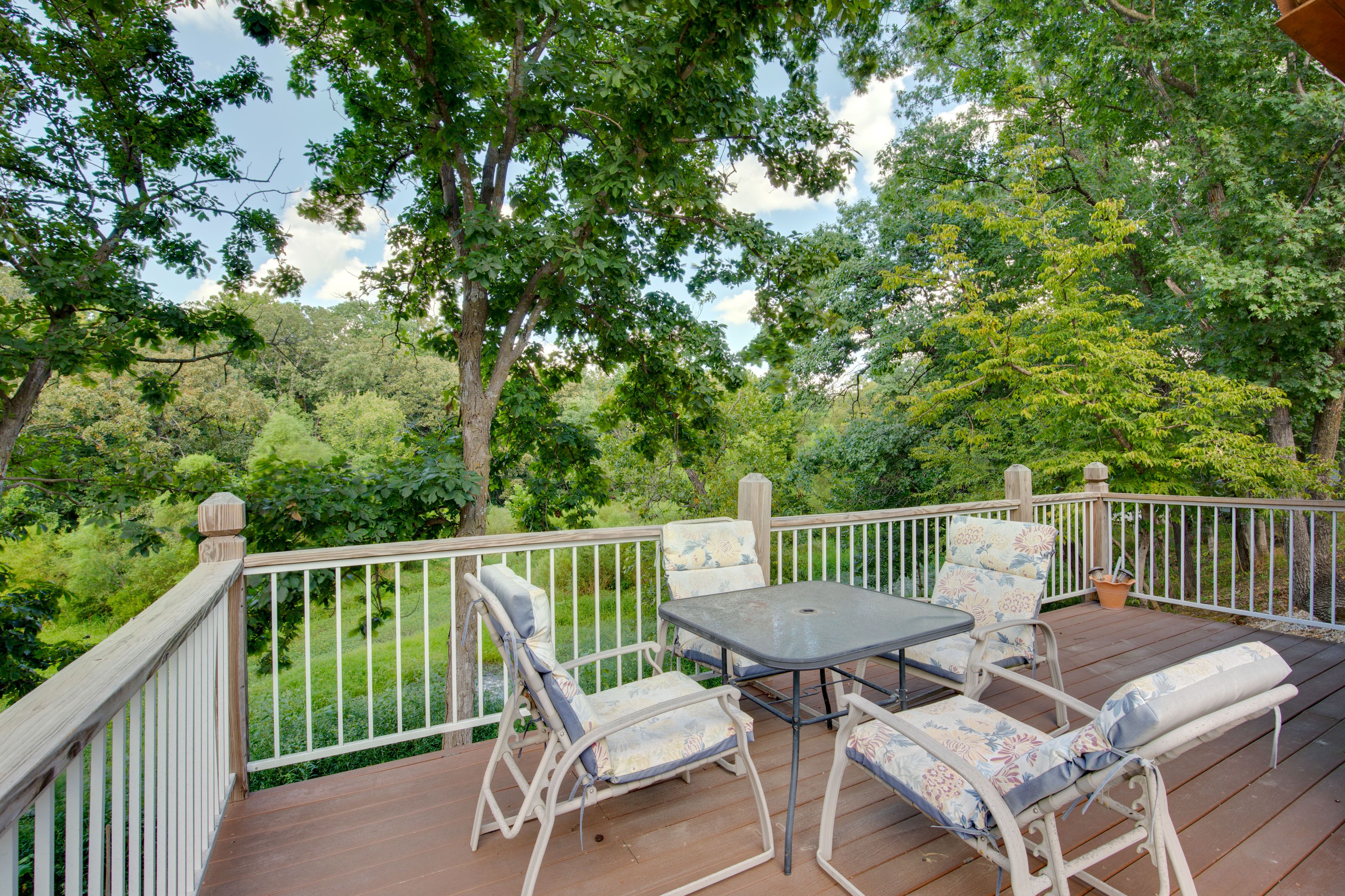 Cabin Exterior | 2 Gas Grills | Charcoal Grill | Dining Area