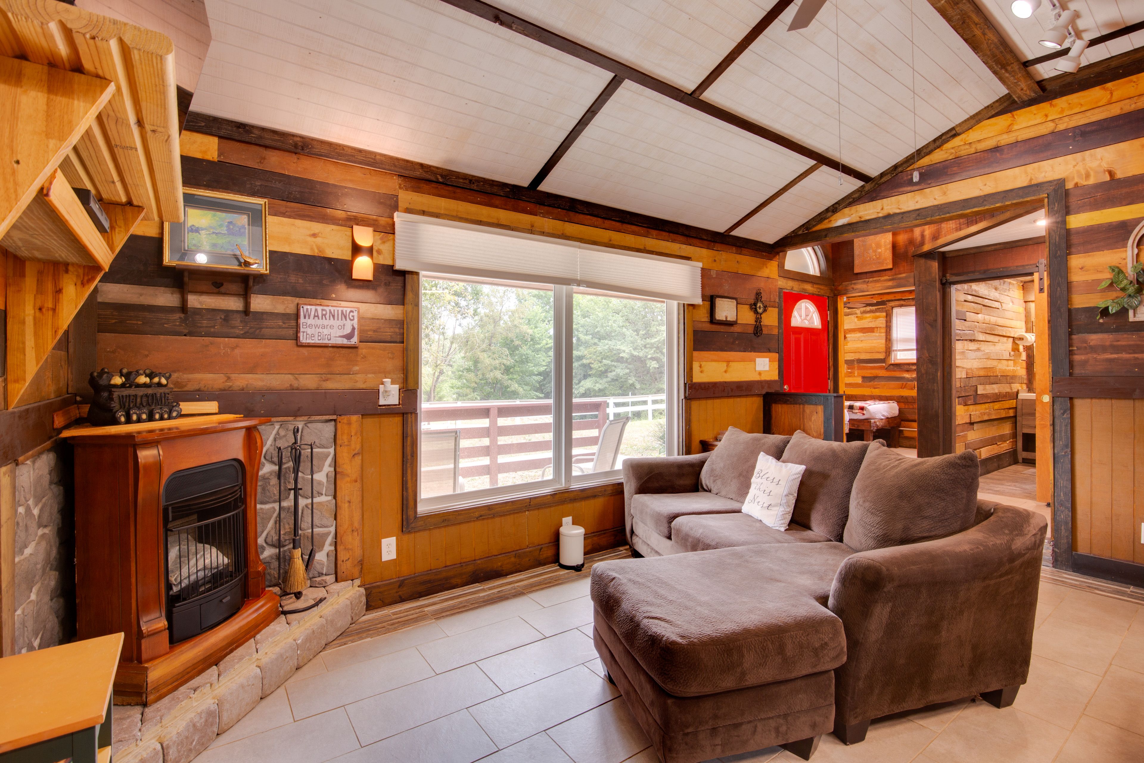 Odessa Vacation Rental | 2BR | 1BA | 1,400 Sq Ft | 1 Step Required