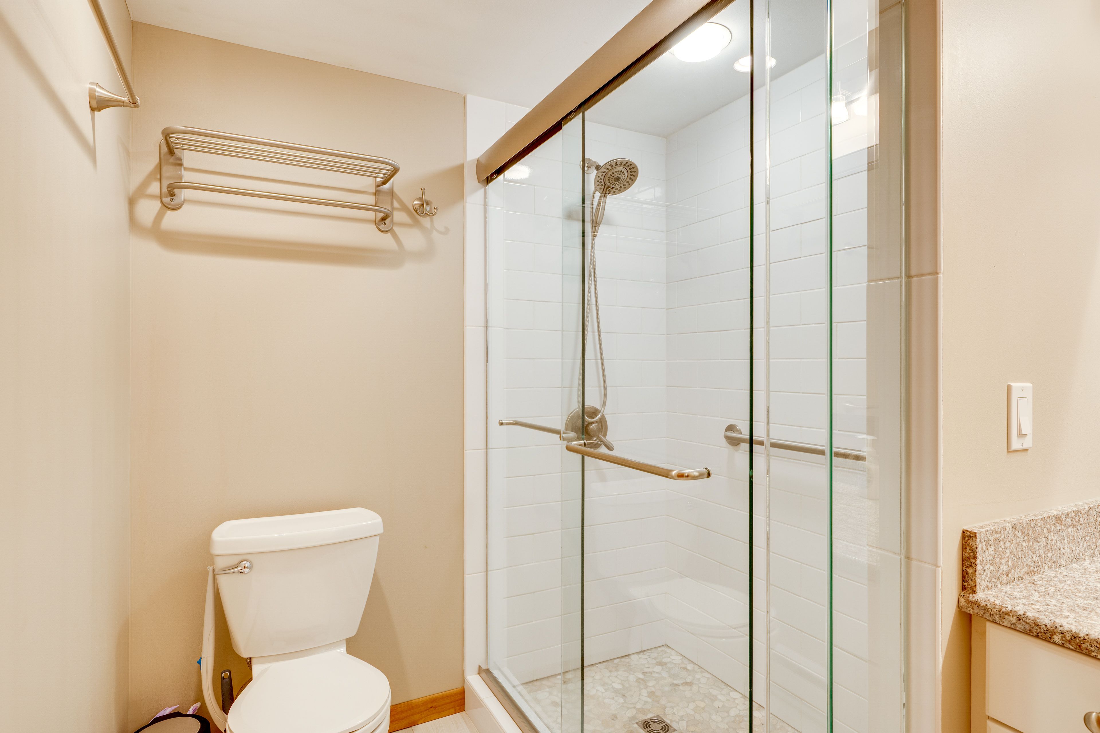 Full Bathroom | Lower Level | Complimentary Toiletries
