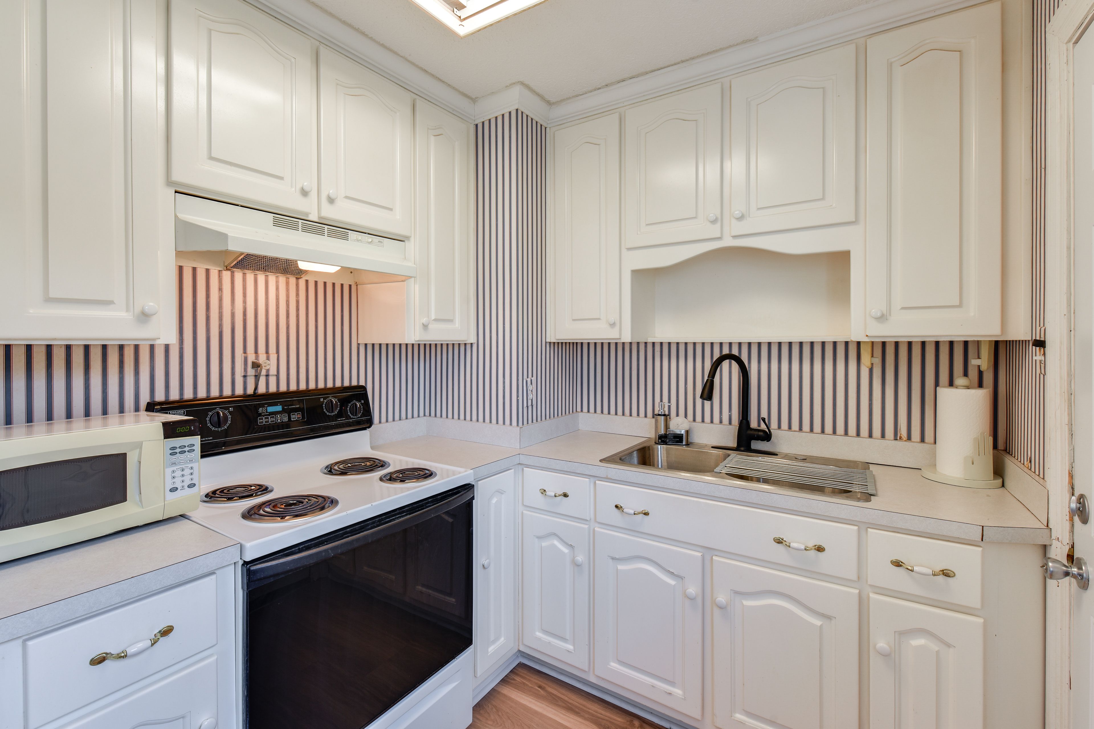 Kitchen | Cooking Basics | Drip Coffee Maker