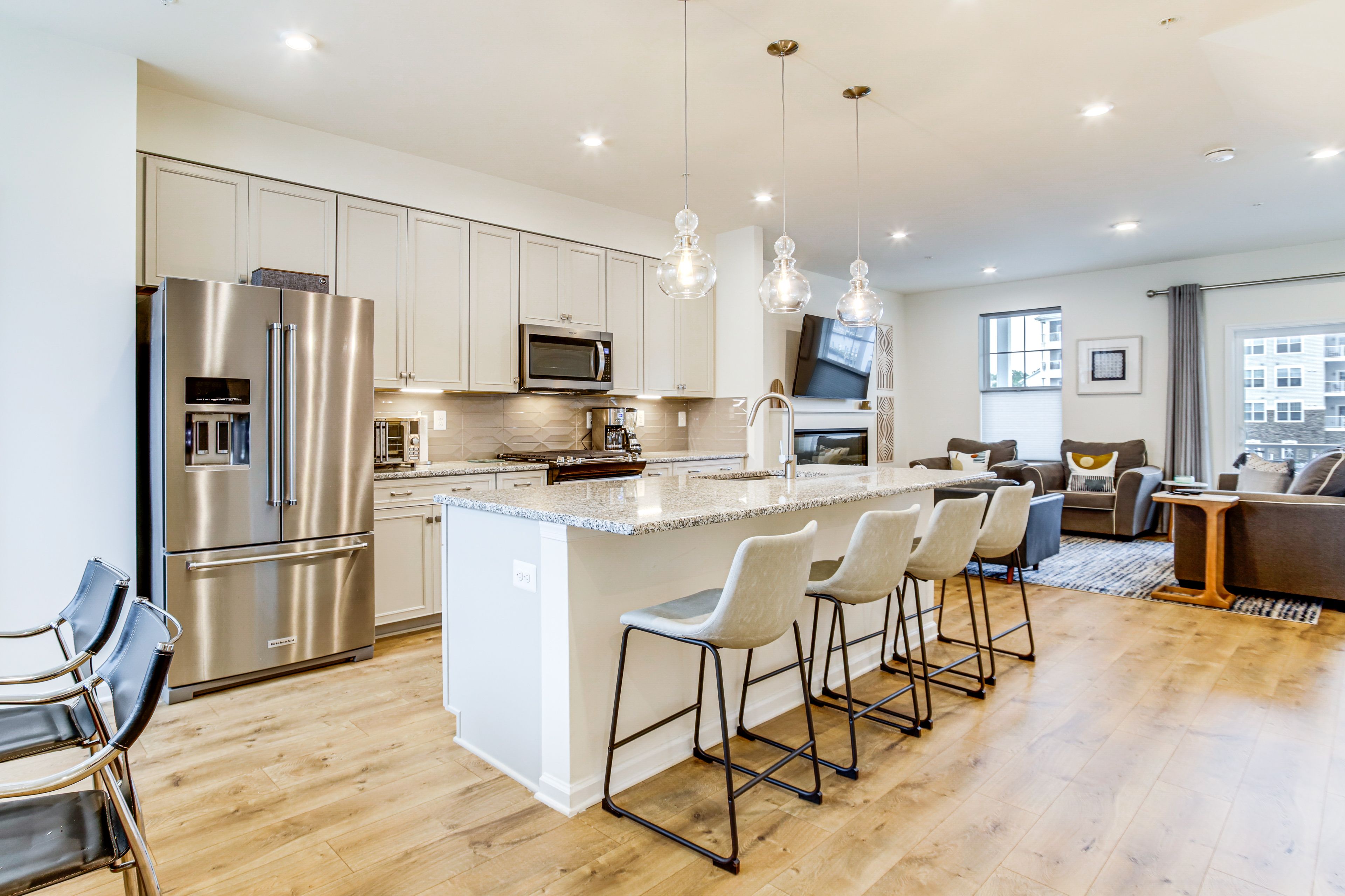 Kitchen | Dishwasher | Blender | 2nd Floor