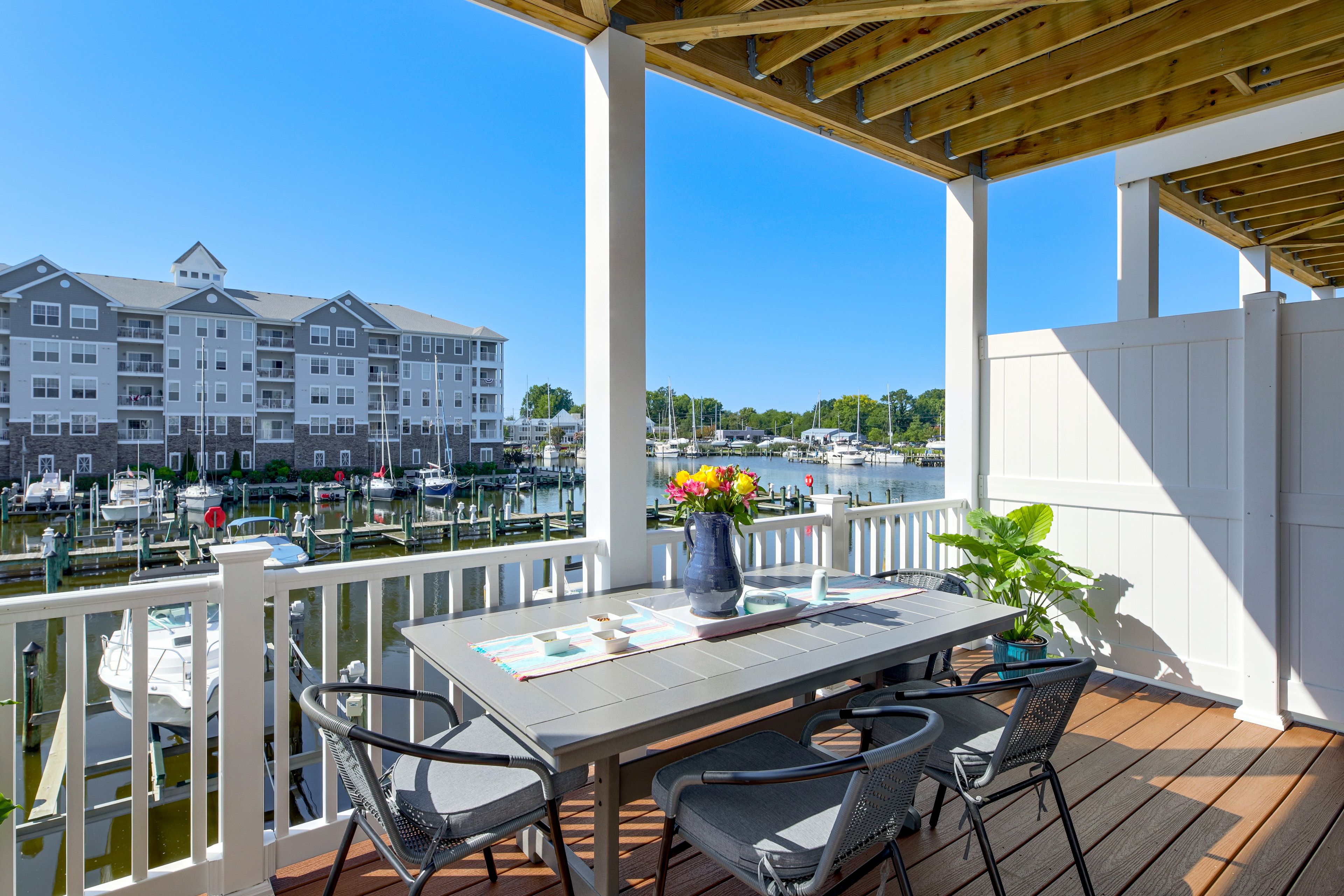 Cambridge Vacation Rental | 3BR | 4BA | 1,800 Sq Ft
