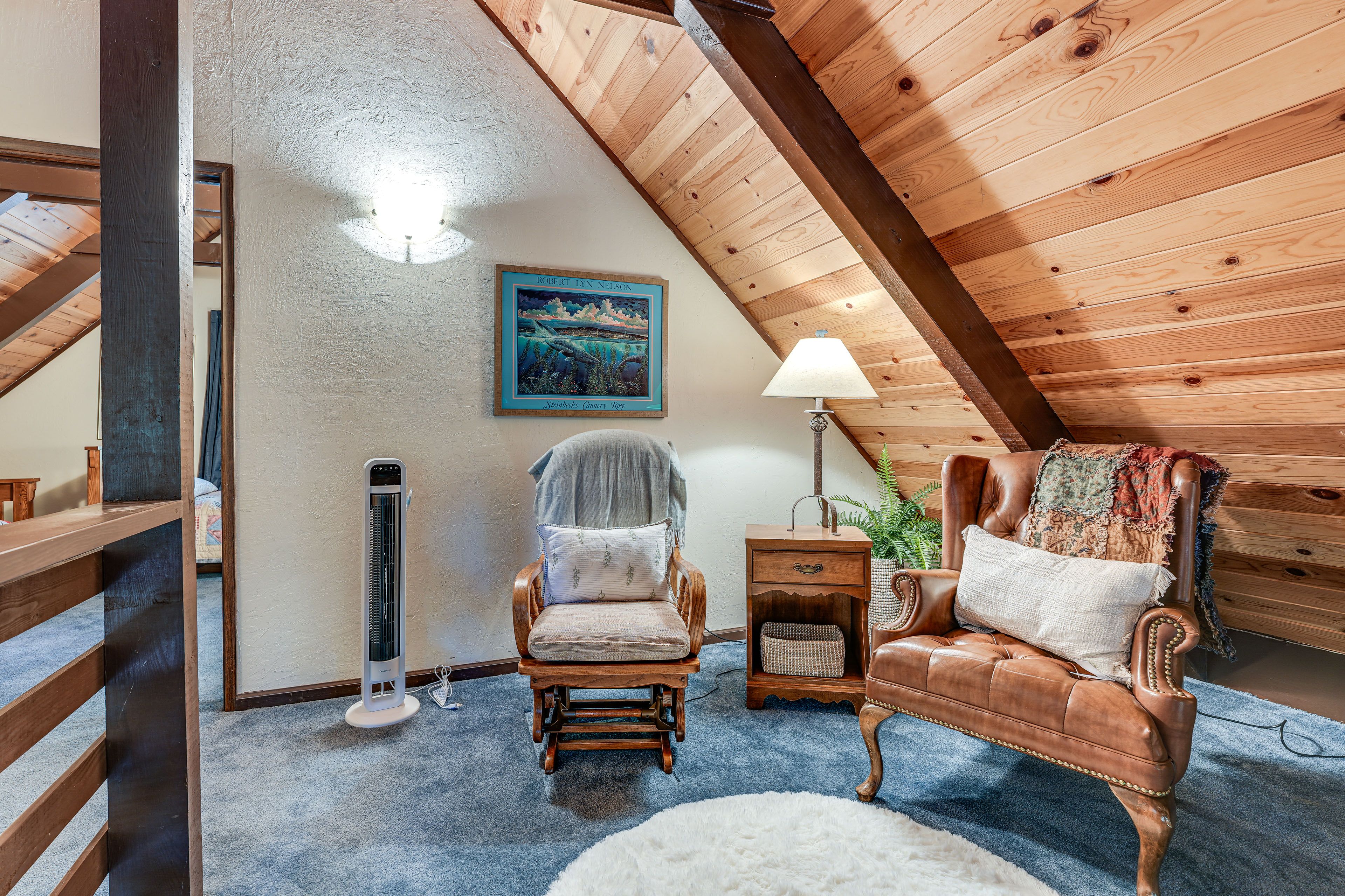 Loft | 2nd Floor | Smart TV