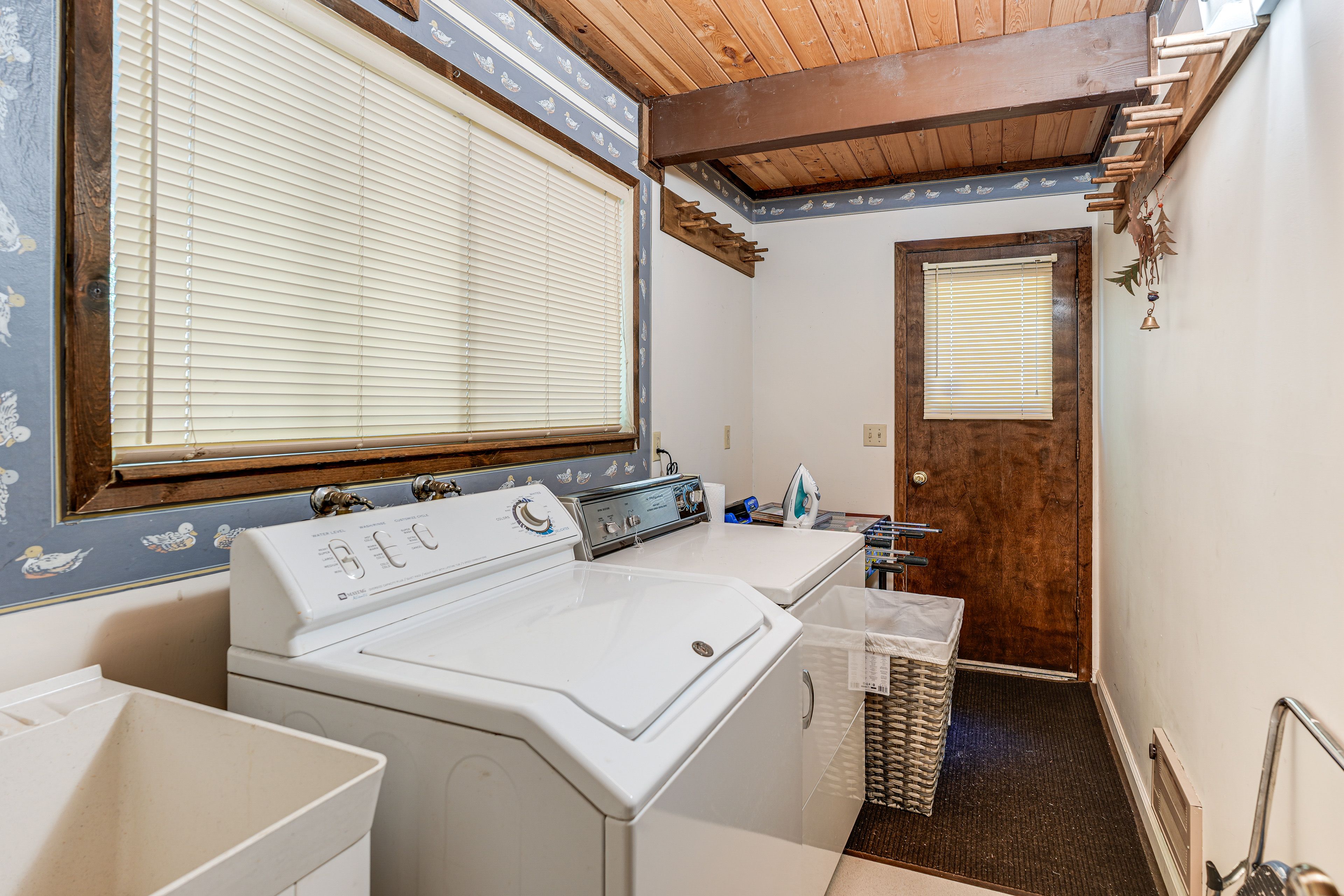 Laundry Room | 1st Floor | Washer/Dryer