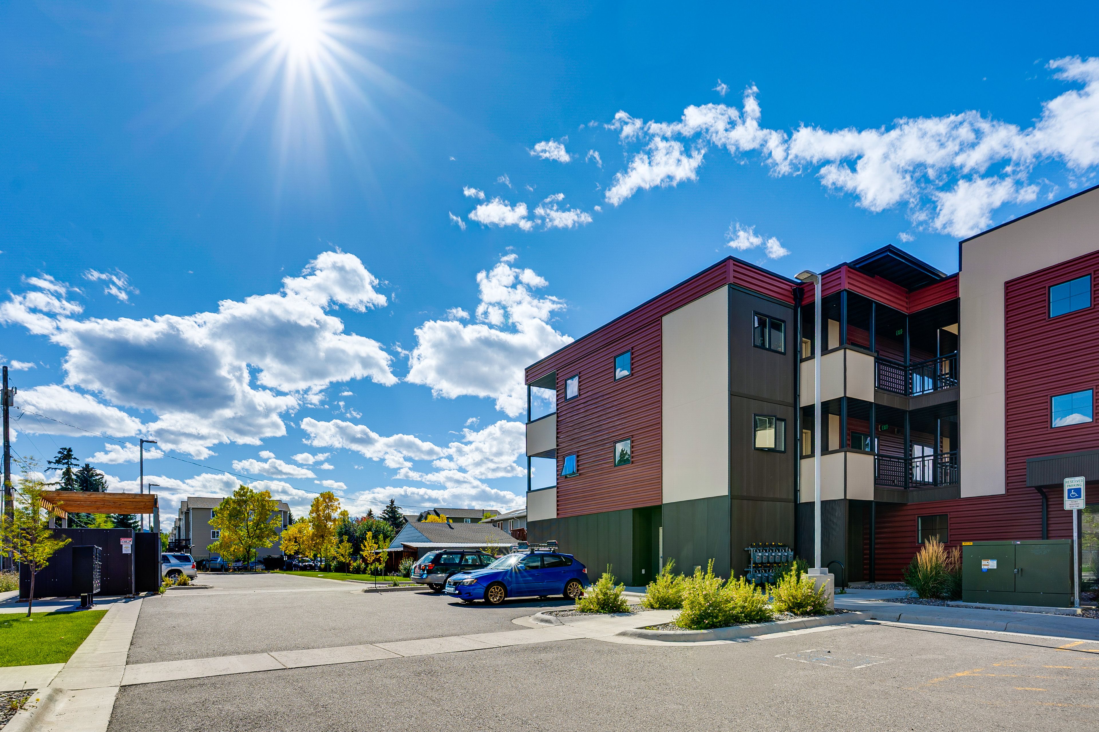 Parking | Free Street (1 Vehicle)