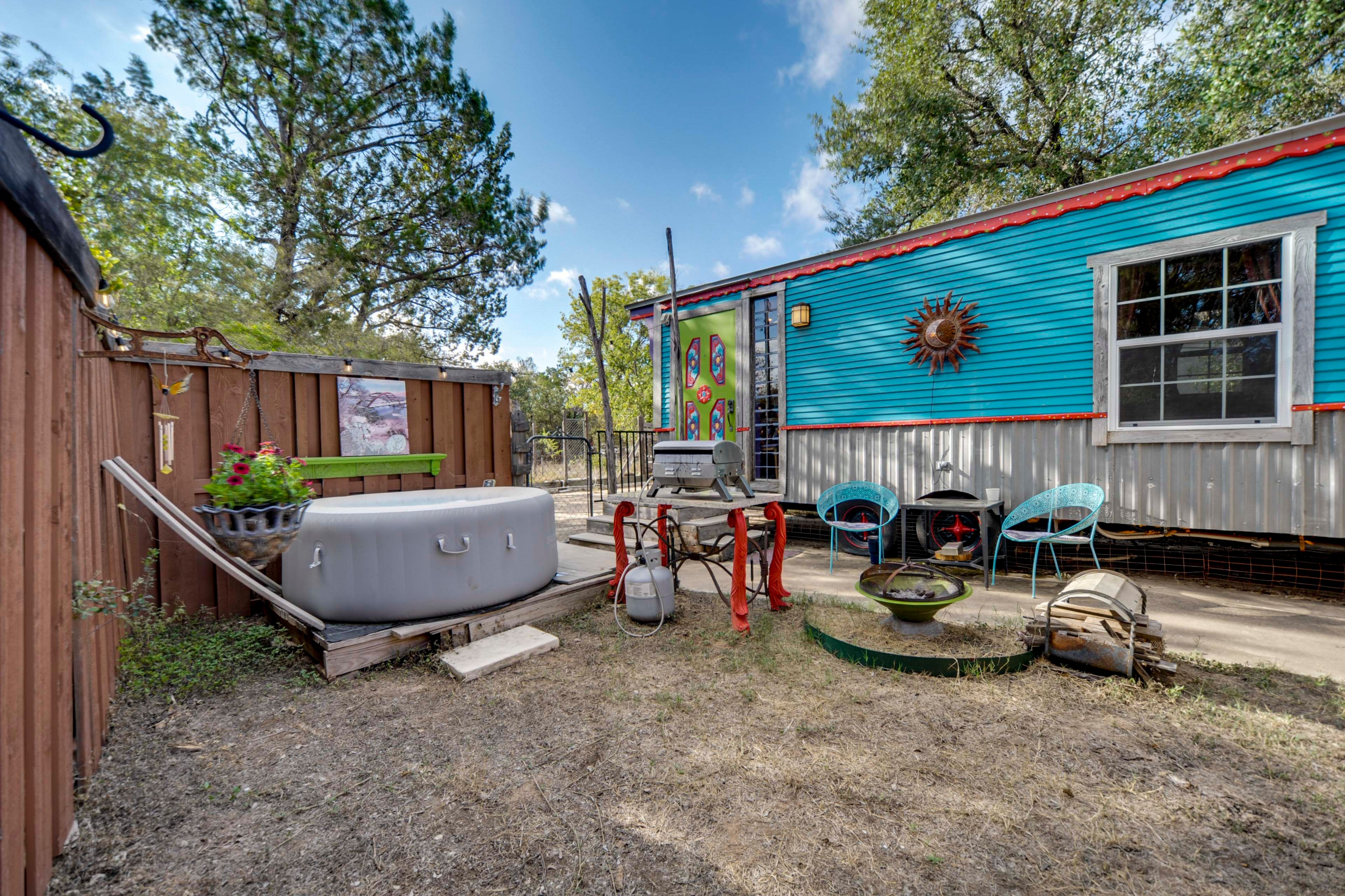 Austin Vacation Rental | Studio | 1BA | Steps Required | 200 Sq Ft