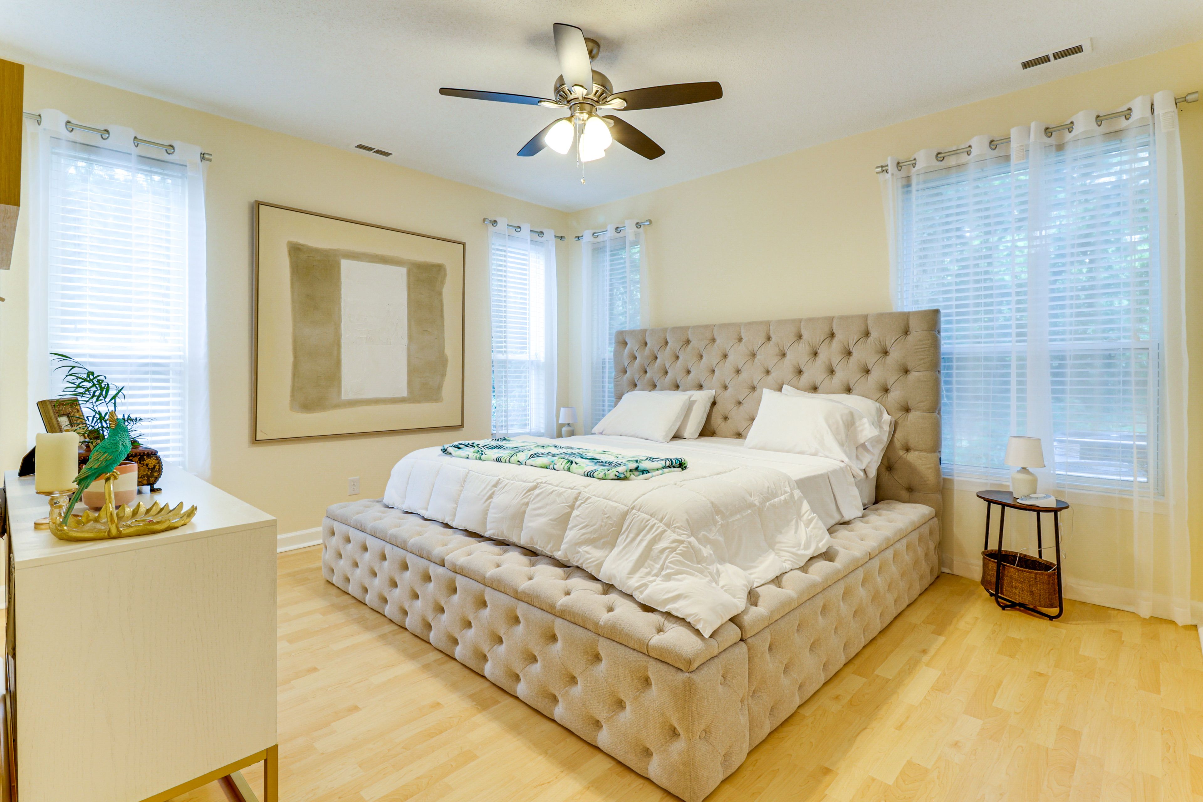 Bedroom 1 | King Bed | Linens Provided