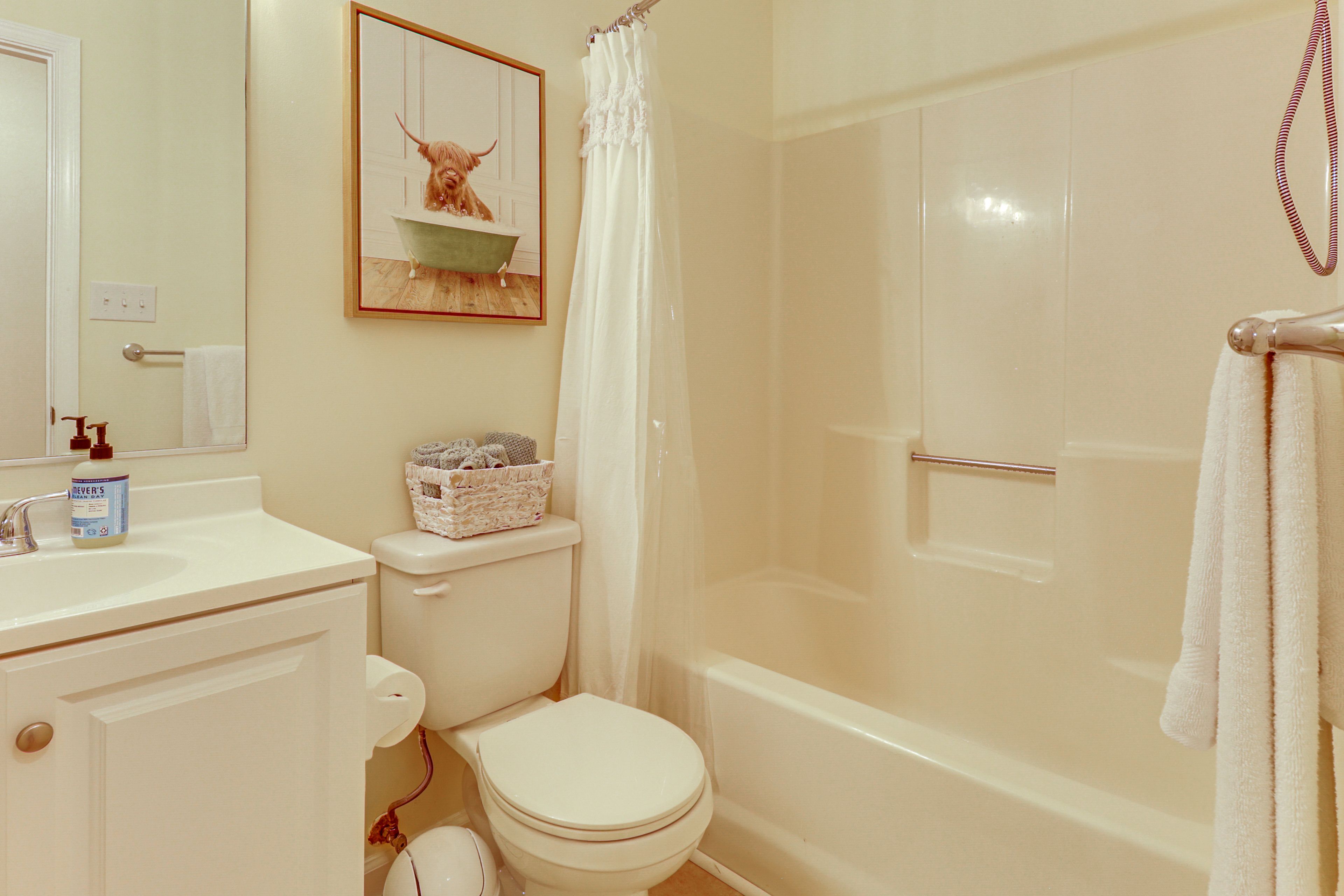 Full Bathroom