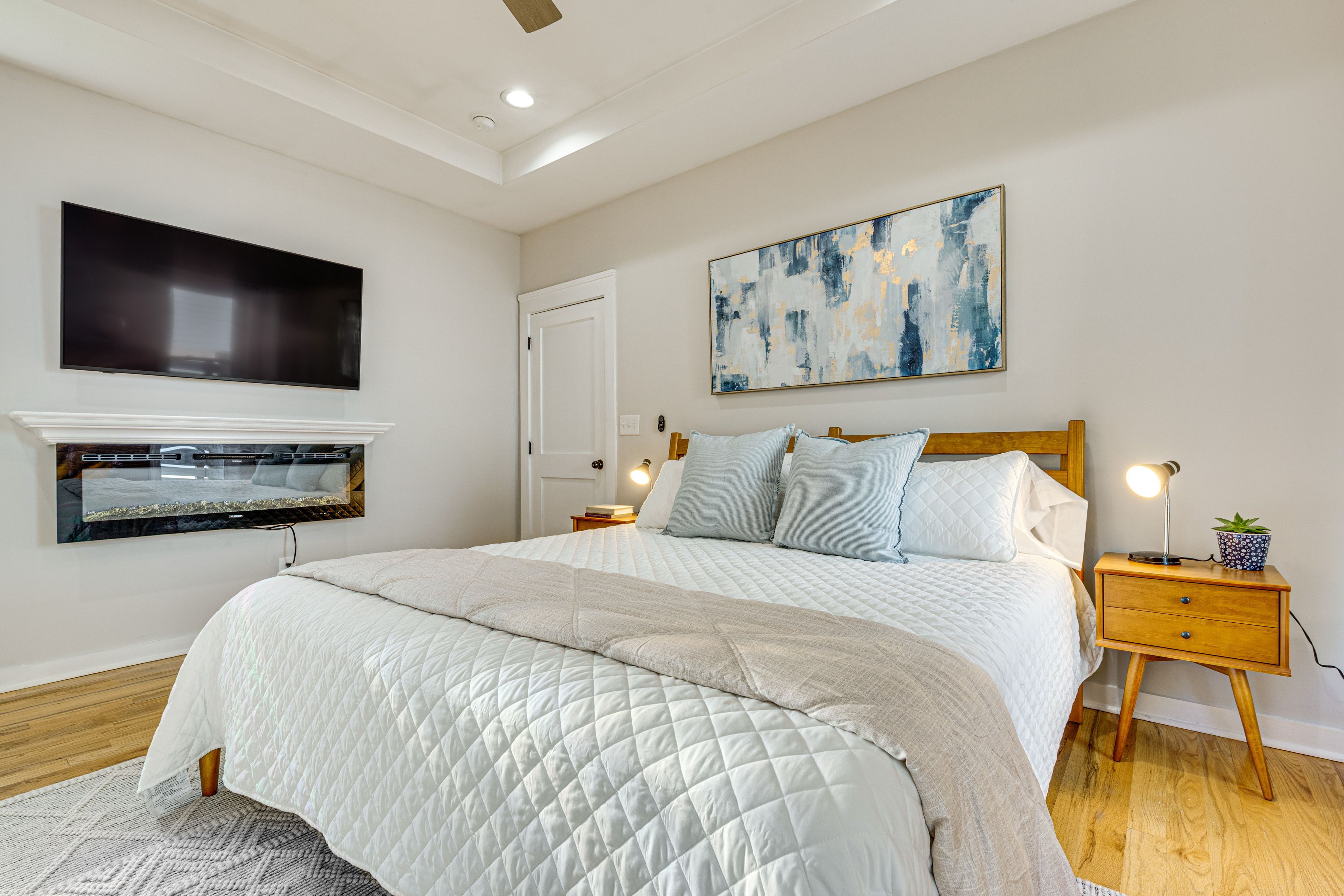 Bedroom 1 | King Bed | Smart TV | Peloton Bike | Linens Provided