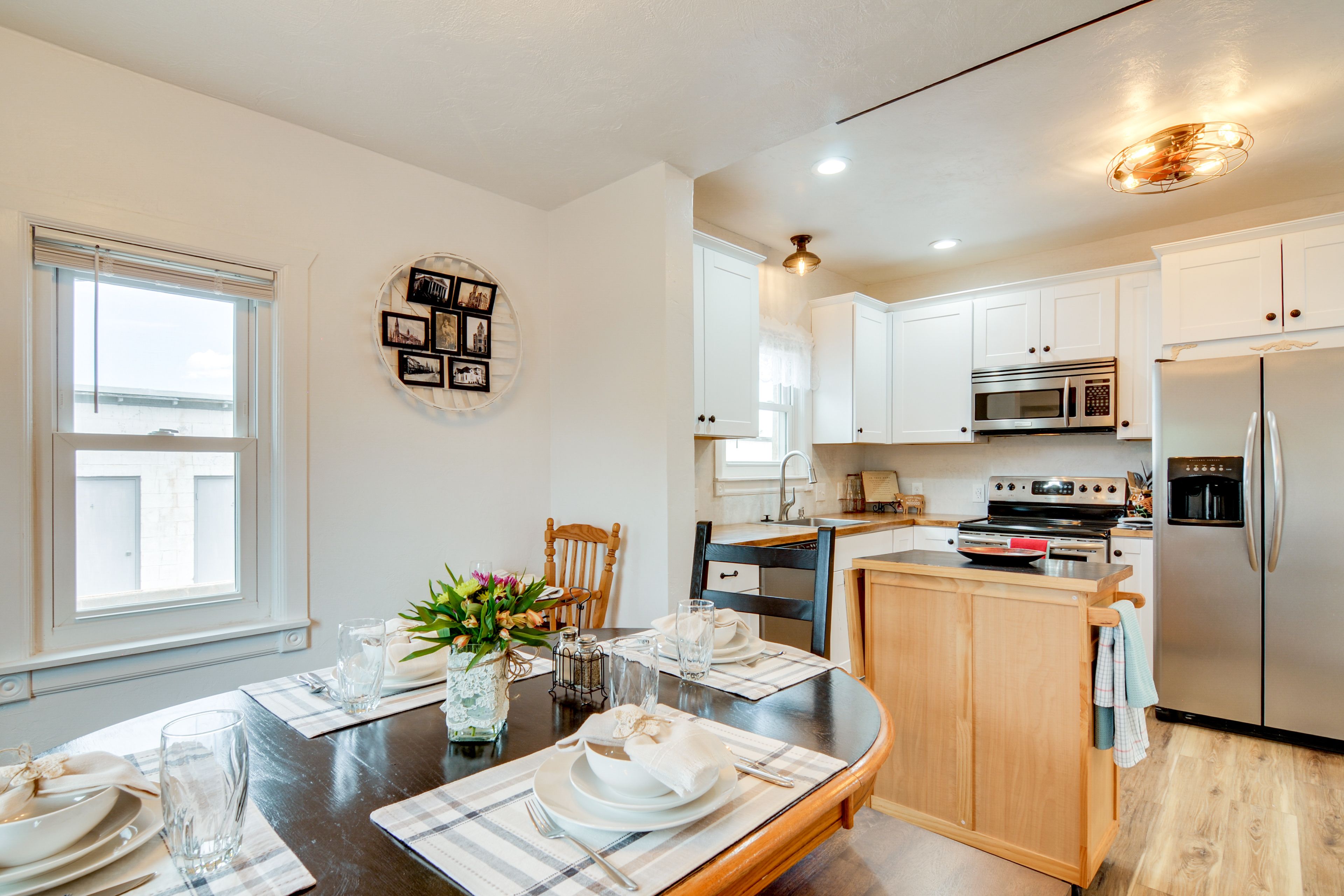 Dining Area/Kitchen | 1st Floor