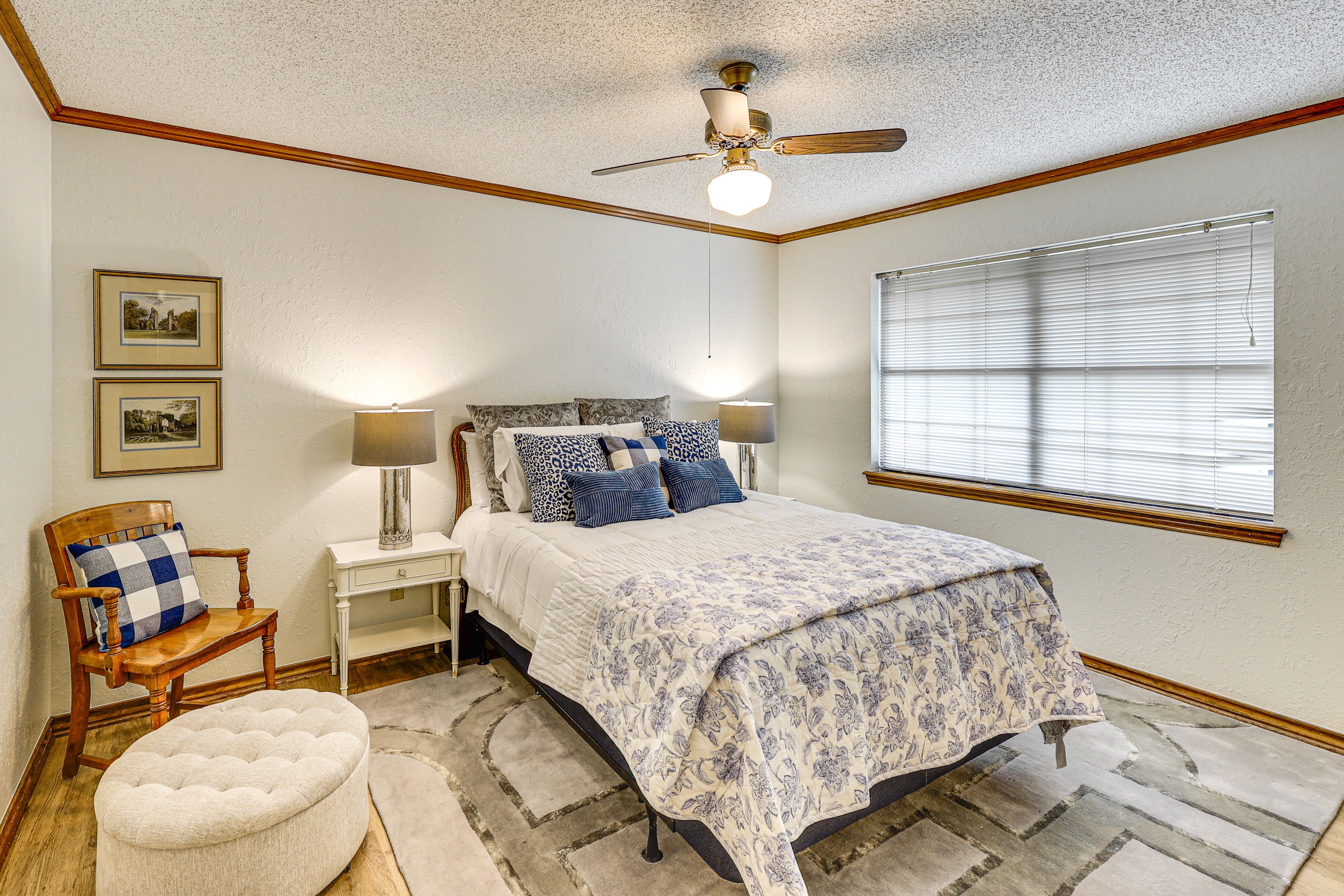 Bedroom 2 | Queen Bed