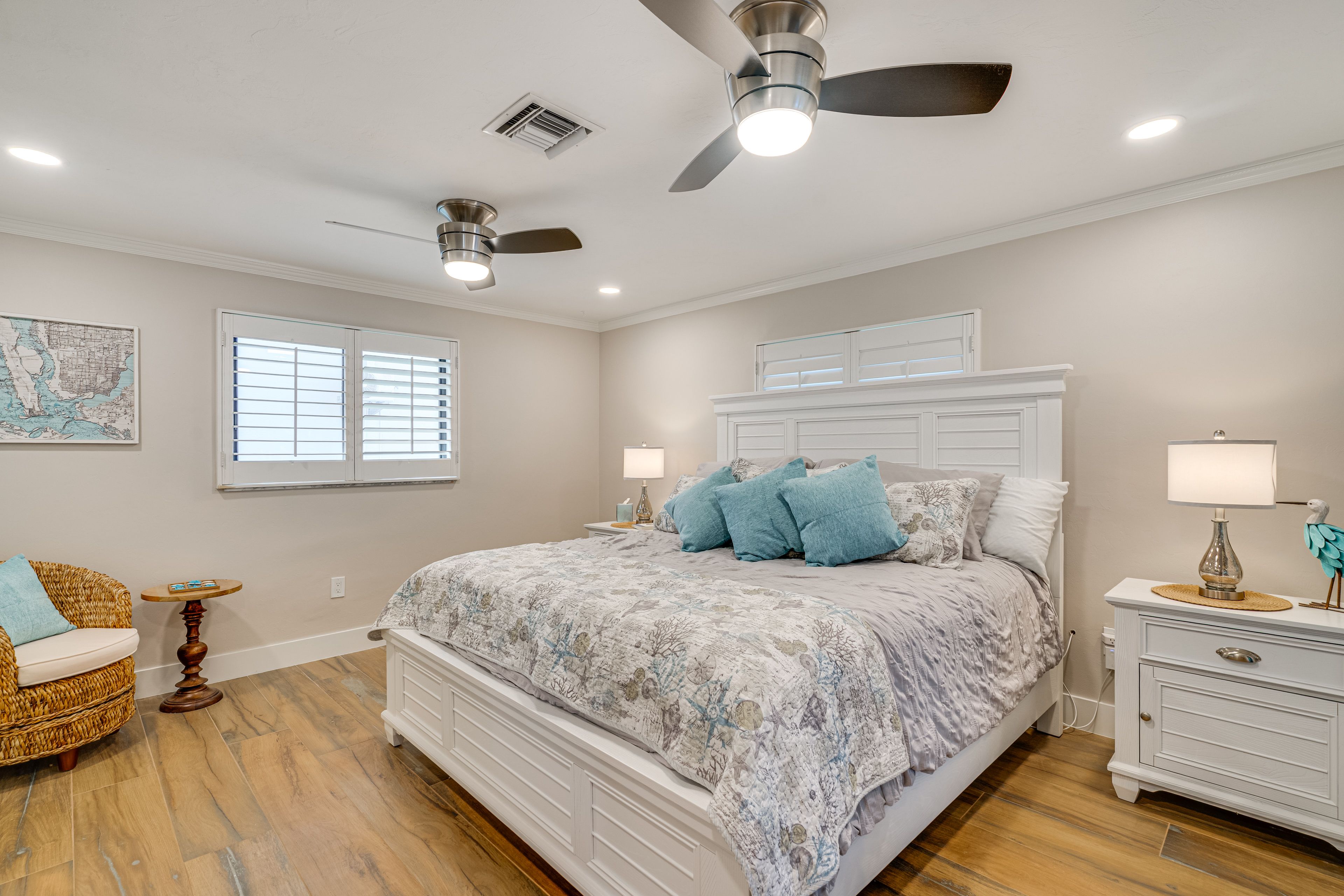 Bedroom 1 | King Bed | Smart TV