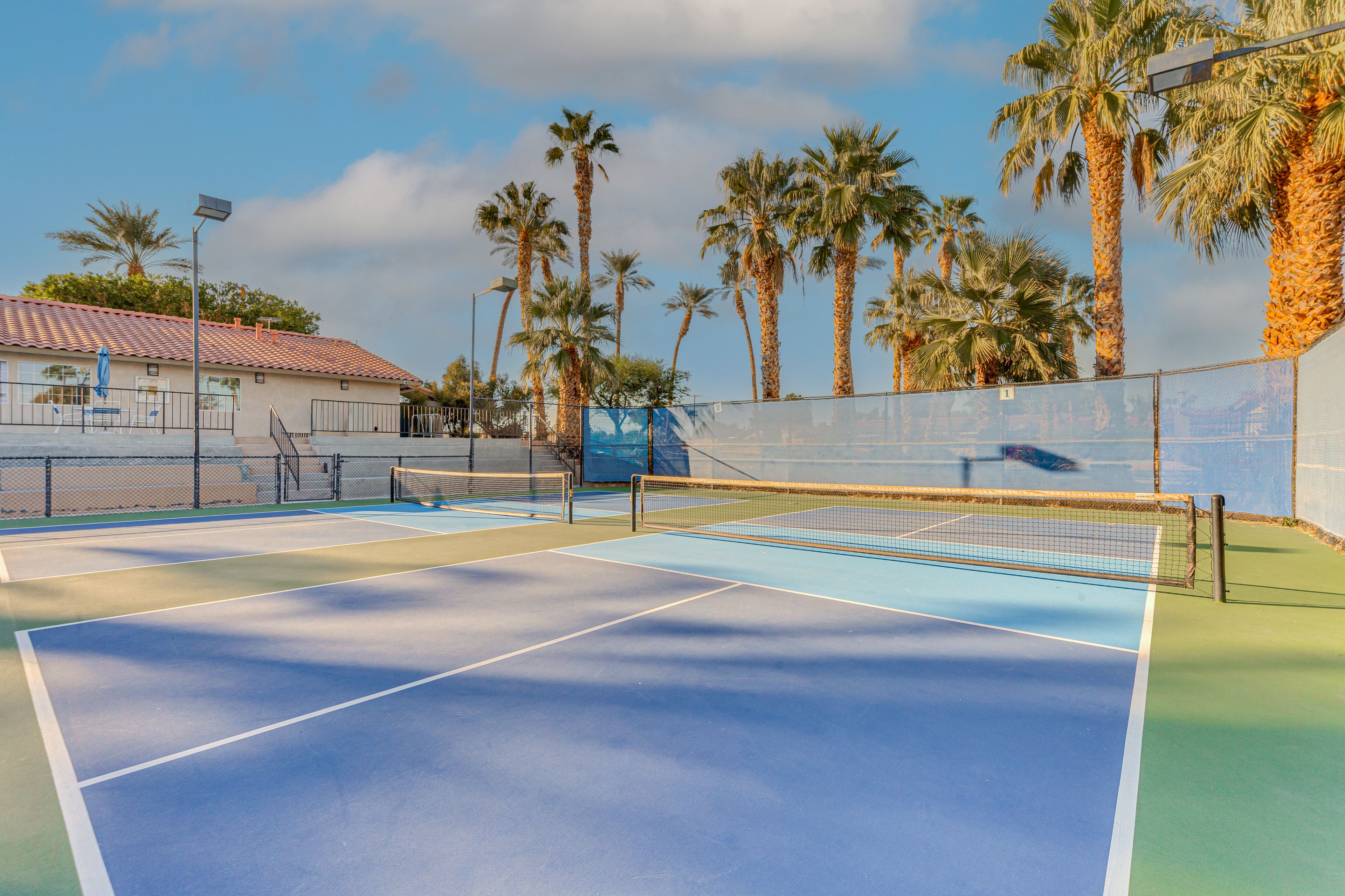 Community Pickleball Courts