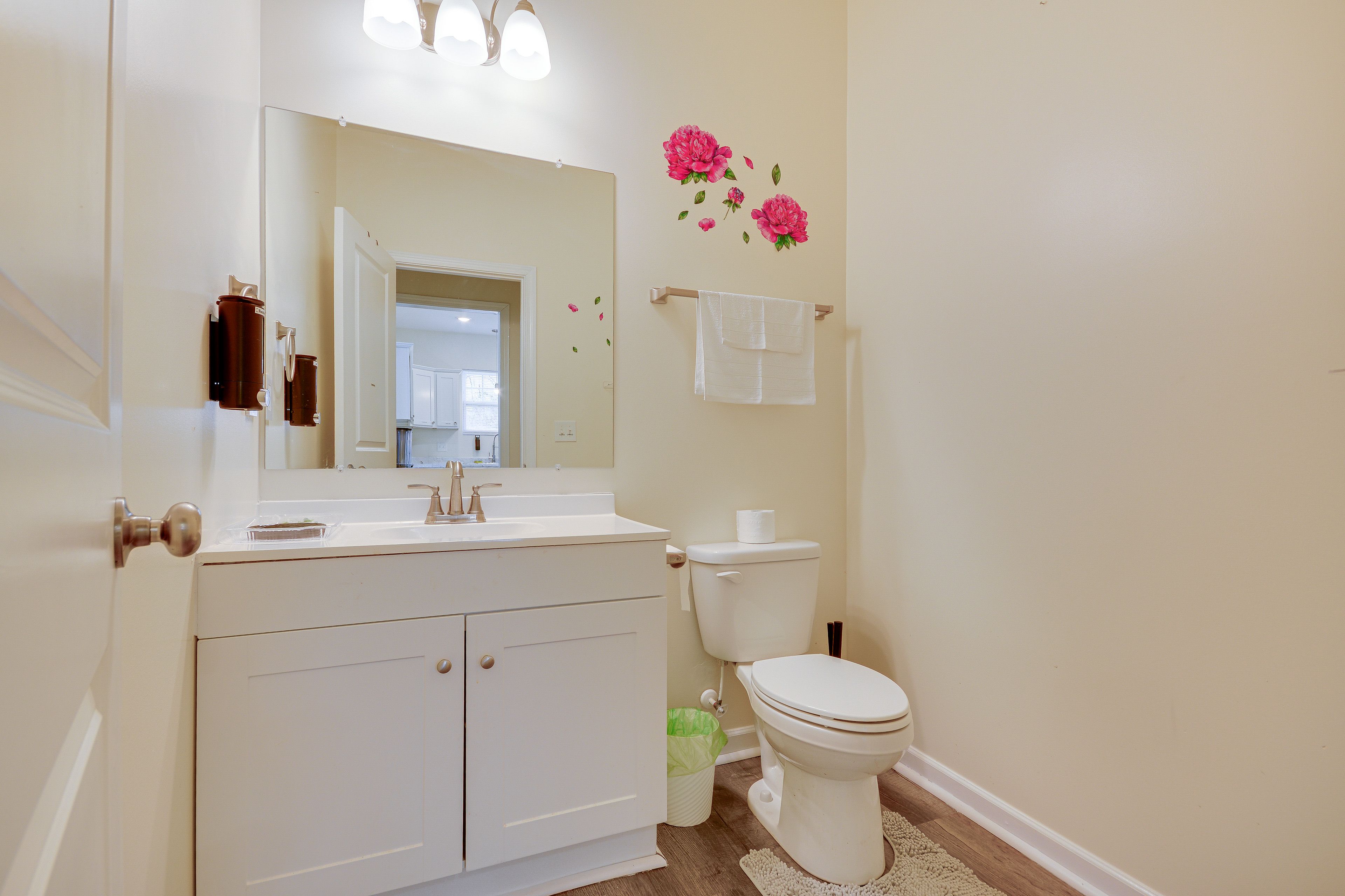 Half Bathroom | 1st Floor