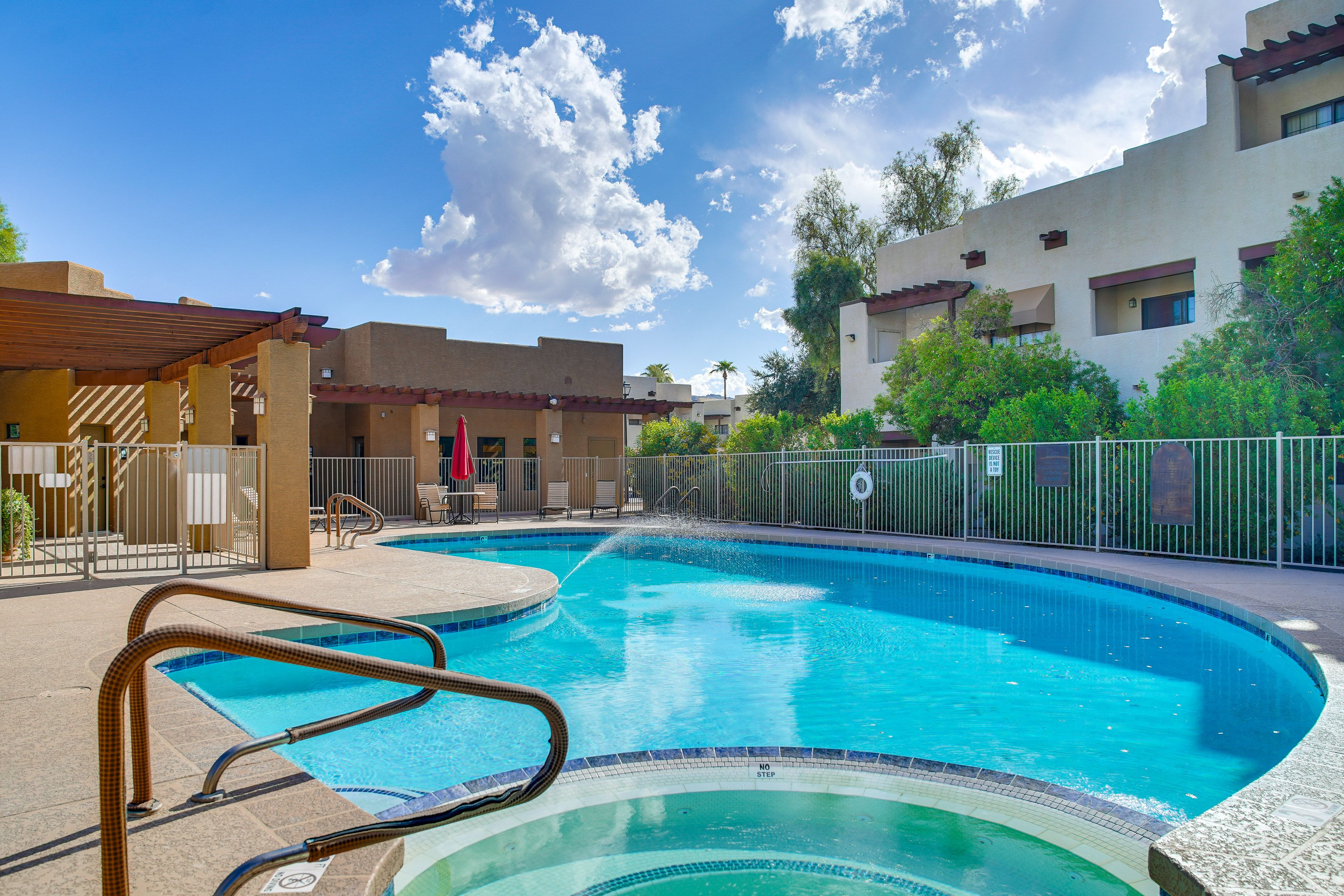 Phoenix Vacation Rental | 2BR | 2BA | 1,000 Sq Ft | Stairs to Enter