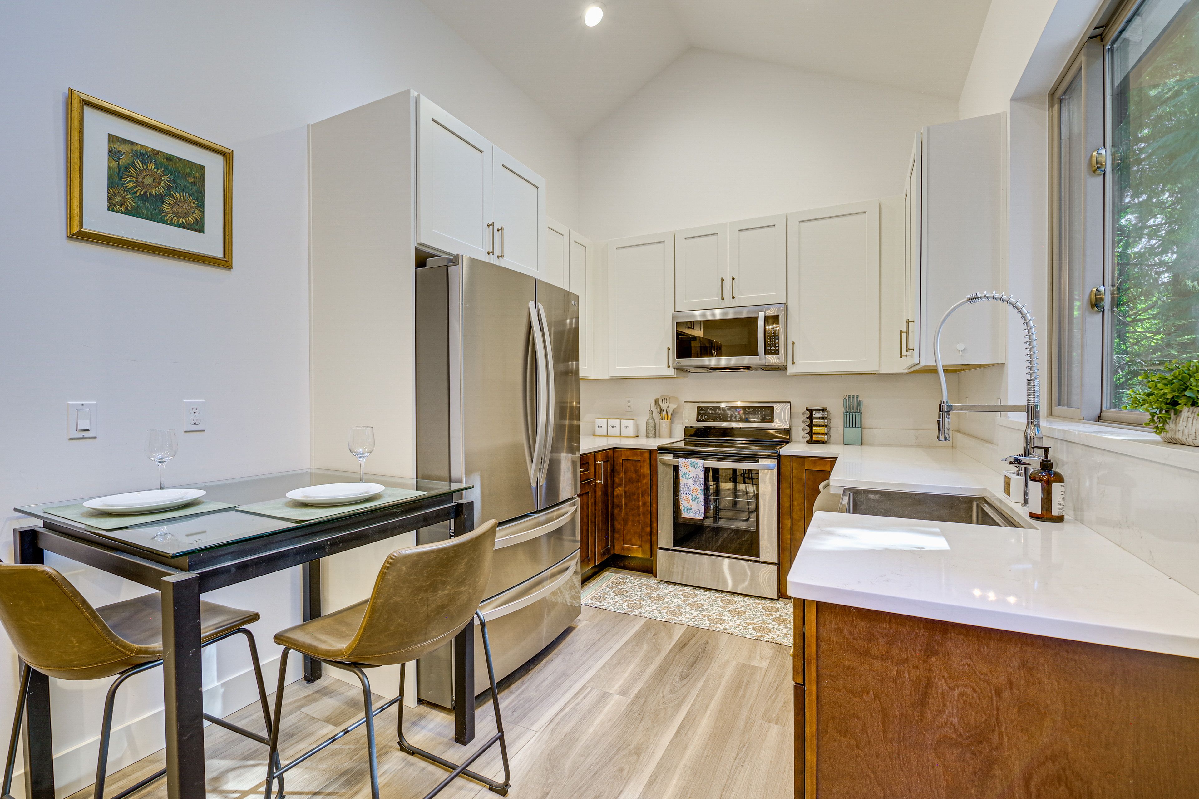 Kitchen | Cooking Basics | Dishware/Flatware