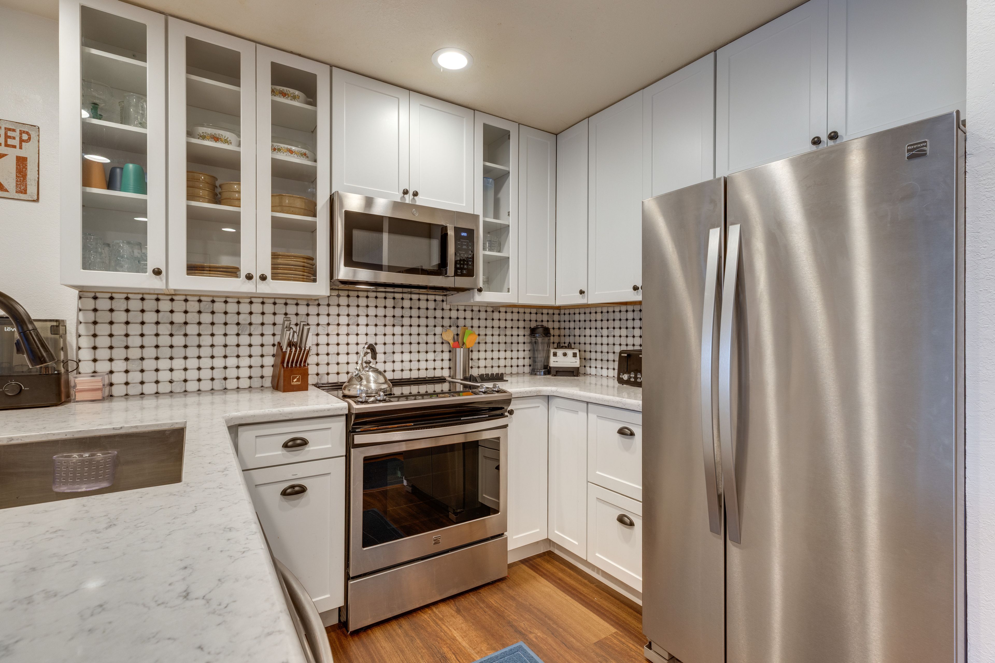 Kitchen | Keurig K-Duo | Dishwasher | Toaster