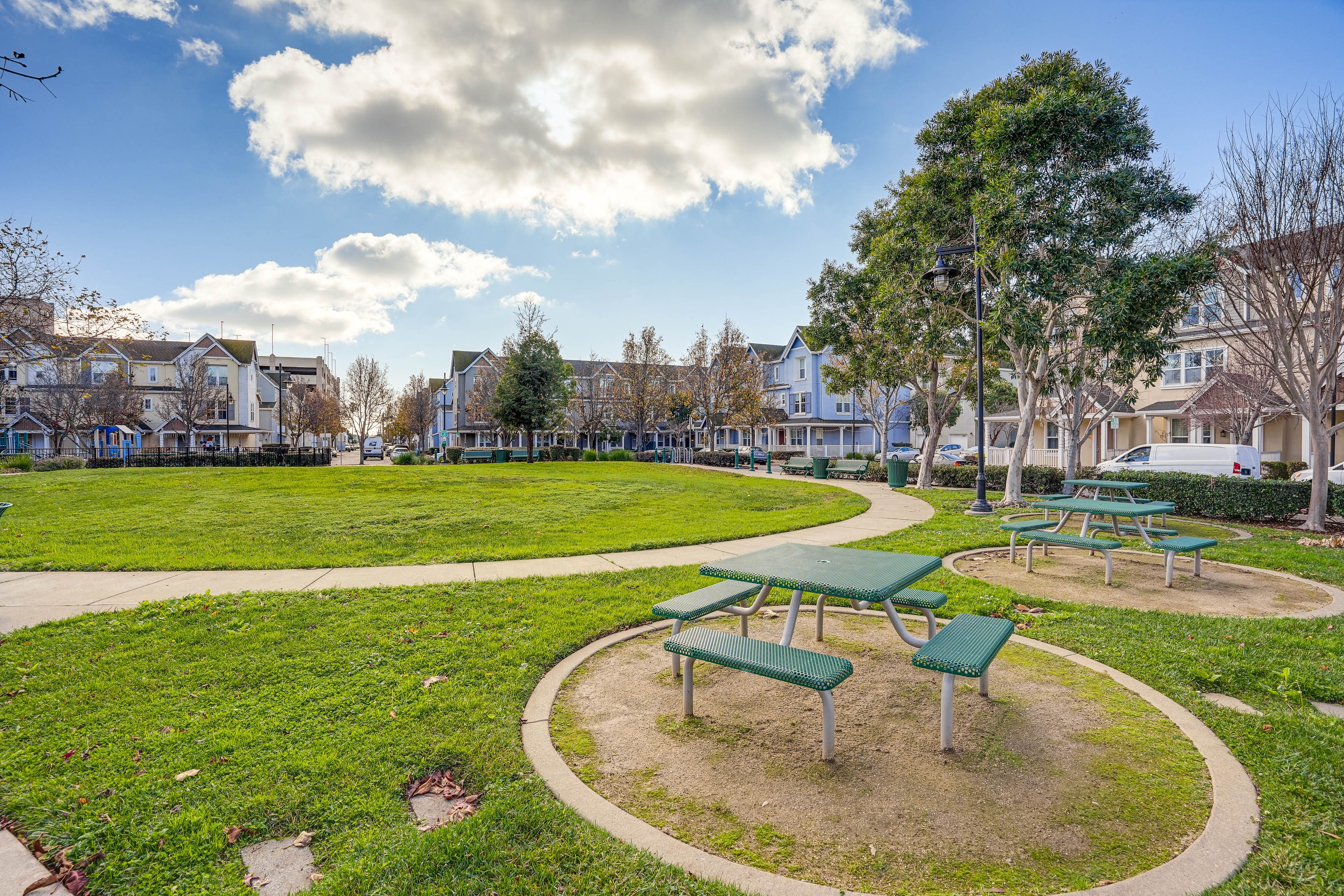 Neighborhood Park & Playground