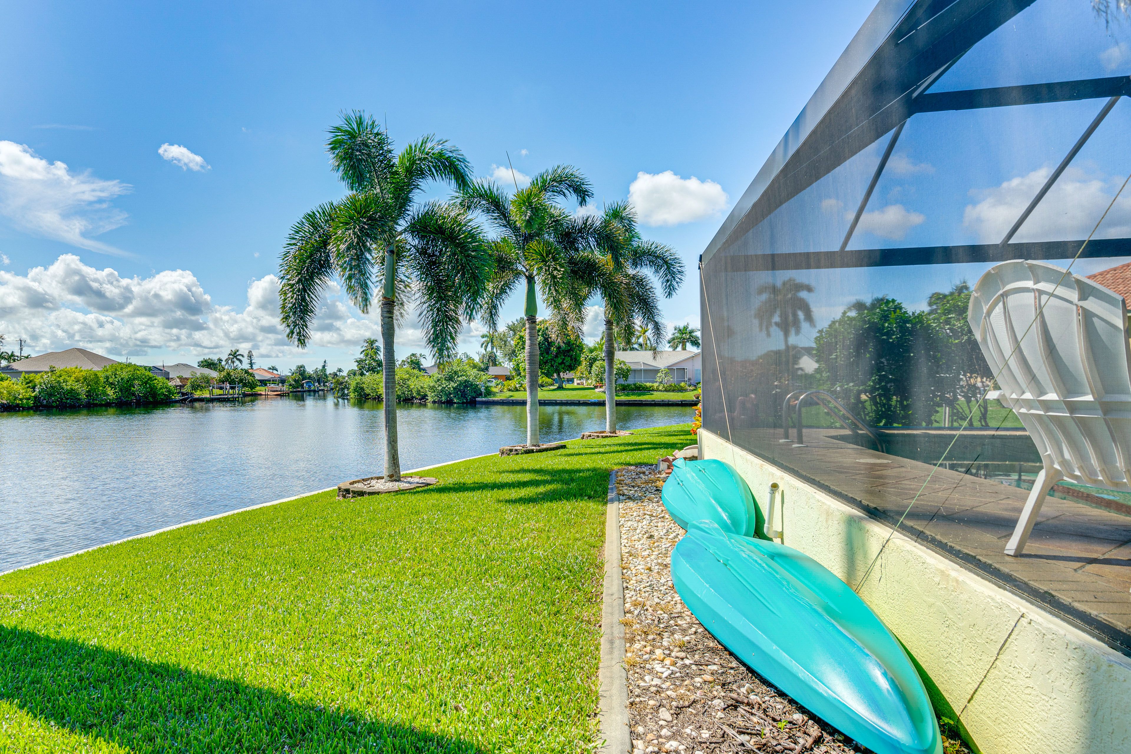 Backyard | Kayaks Provided