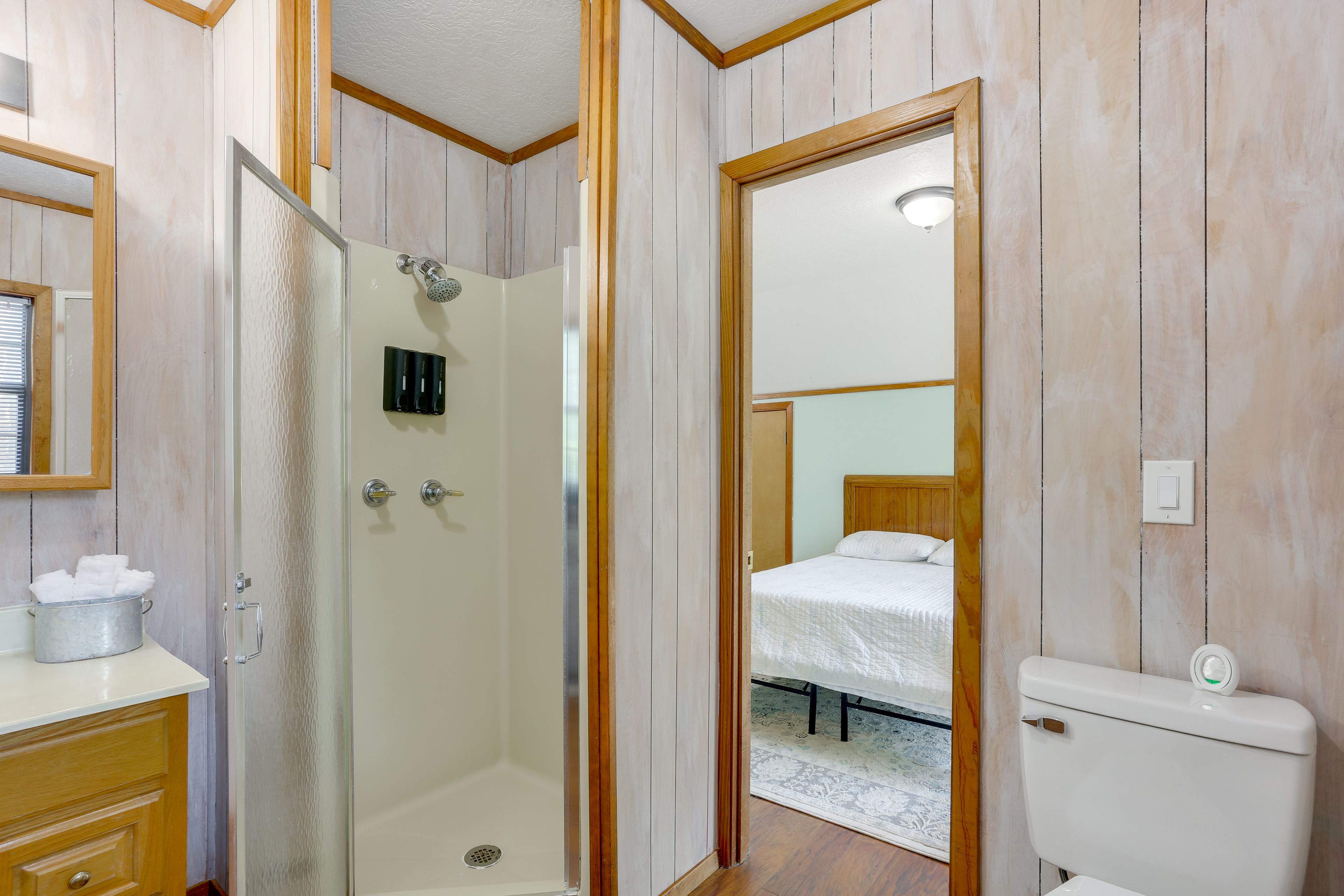 En-Suite Bathroom | 2nd Floor