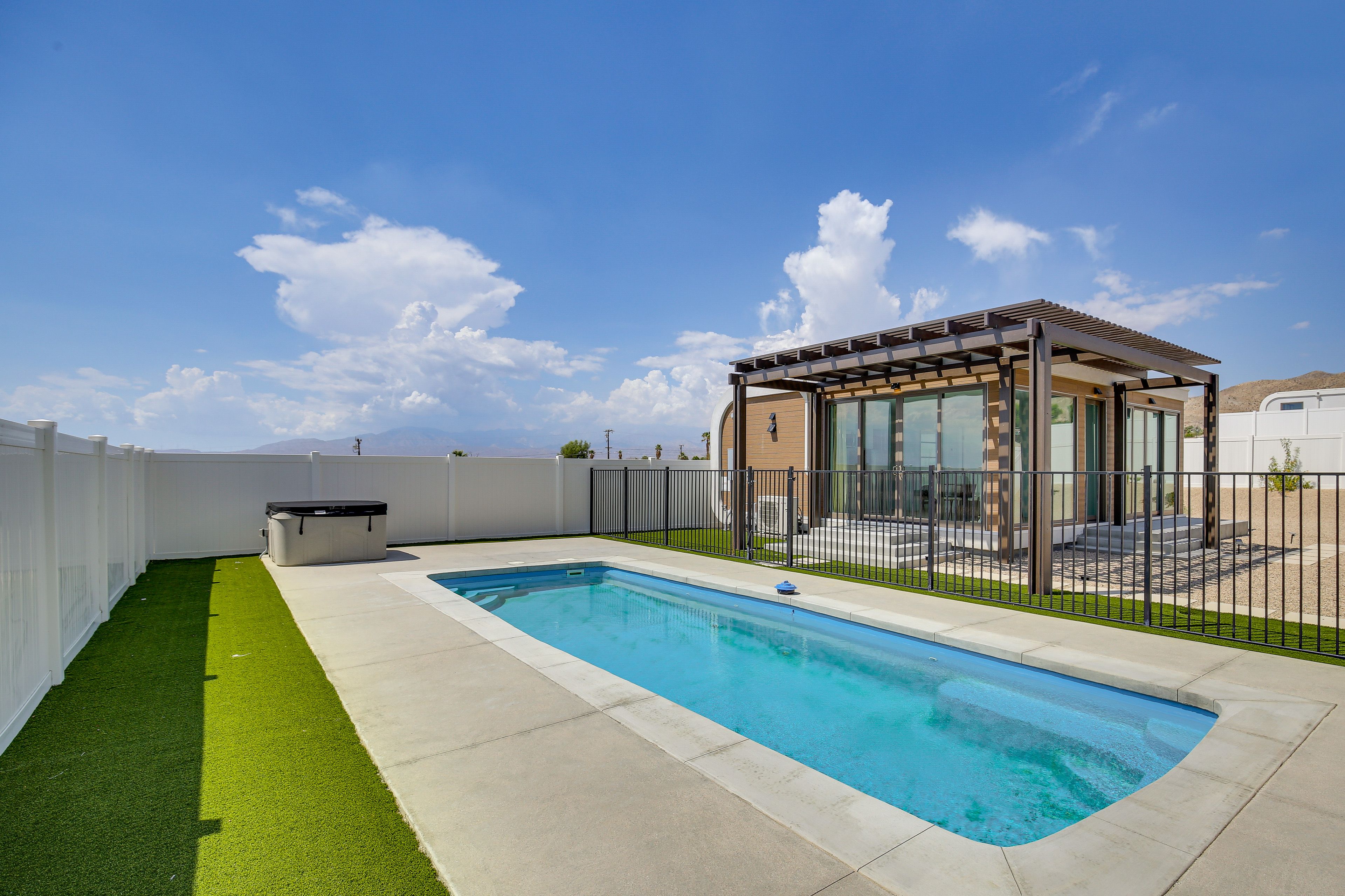 Pool | Hot Tub | Safety Fence