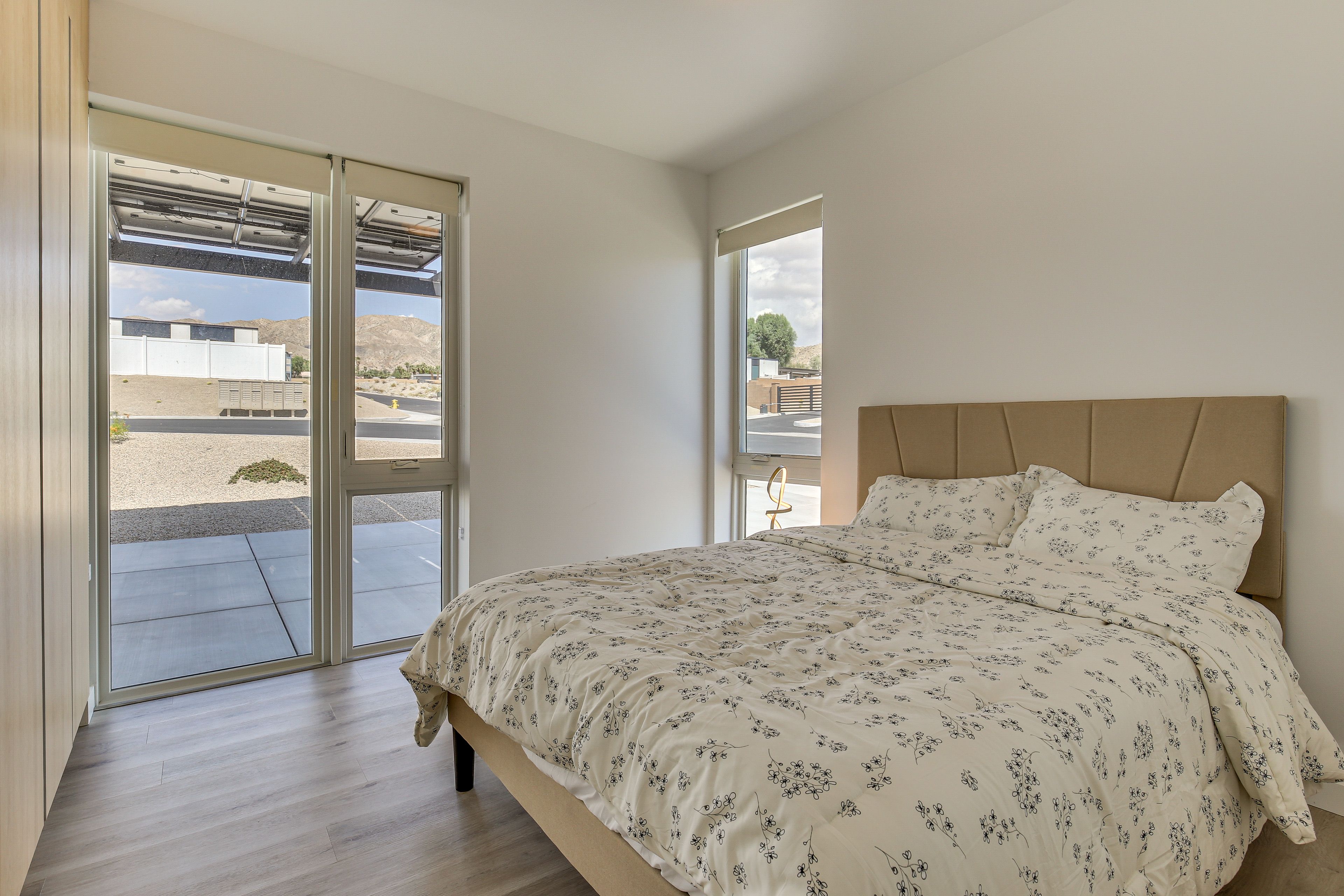 Main House | Bedroom 1 | Queen Bed | Linens