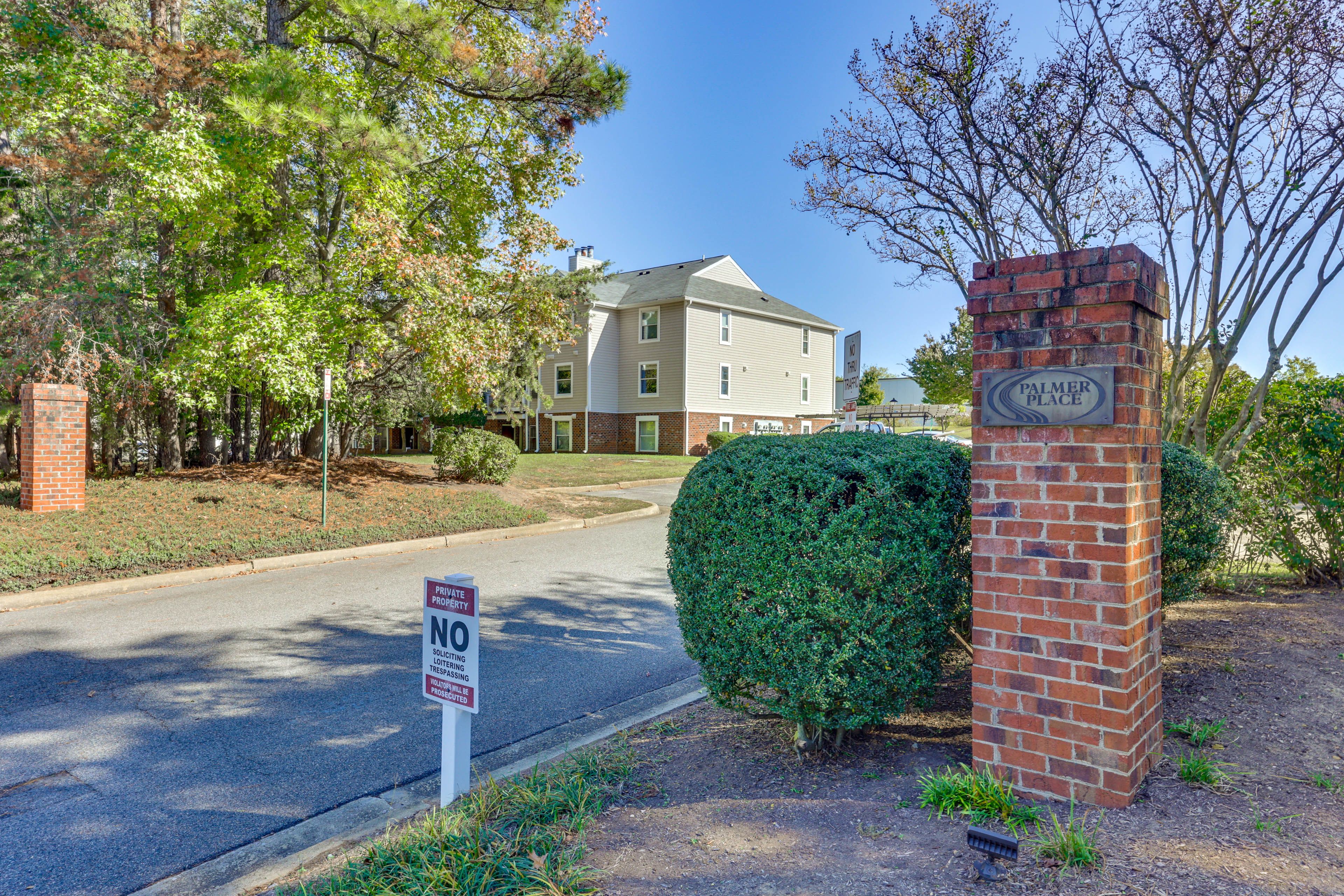 Palmer Place Condos | Community Entrance