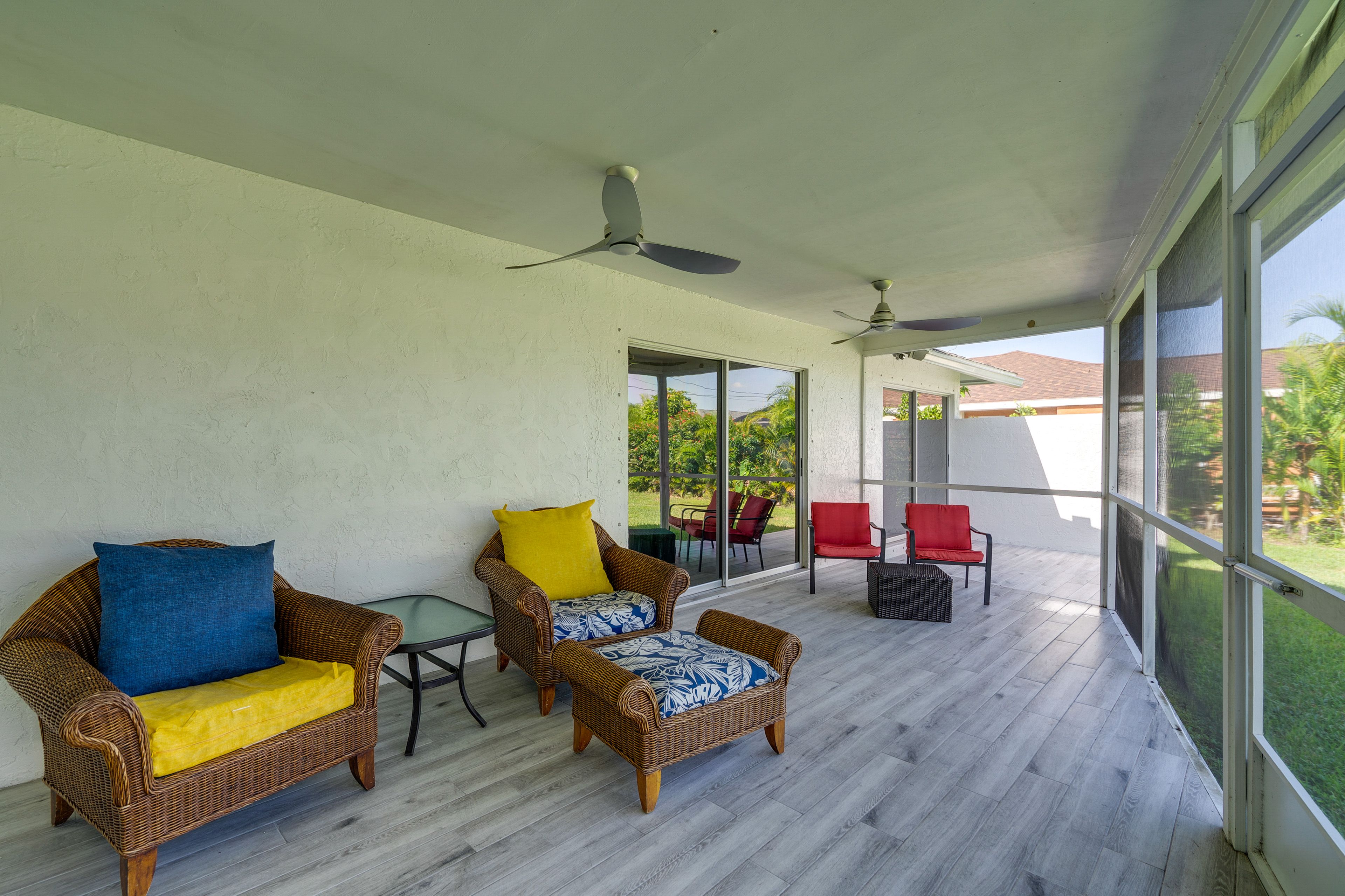 Furnished Lanai